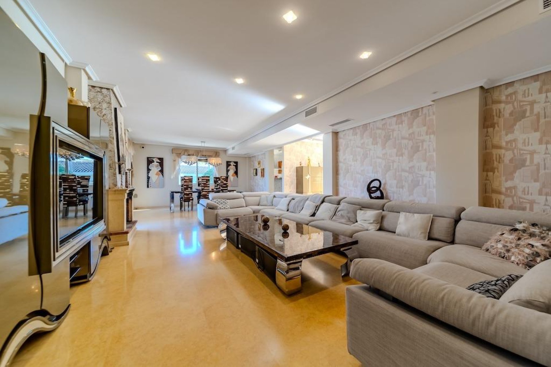 Resale - Villa - Torrevieja - Torre la mata