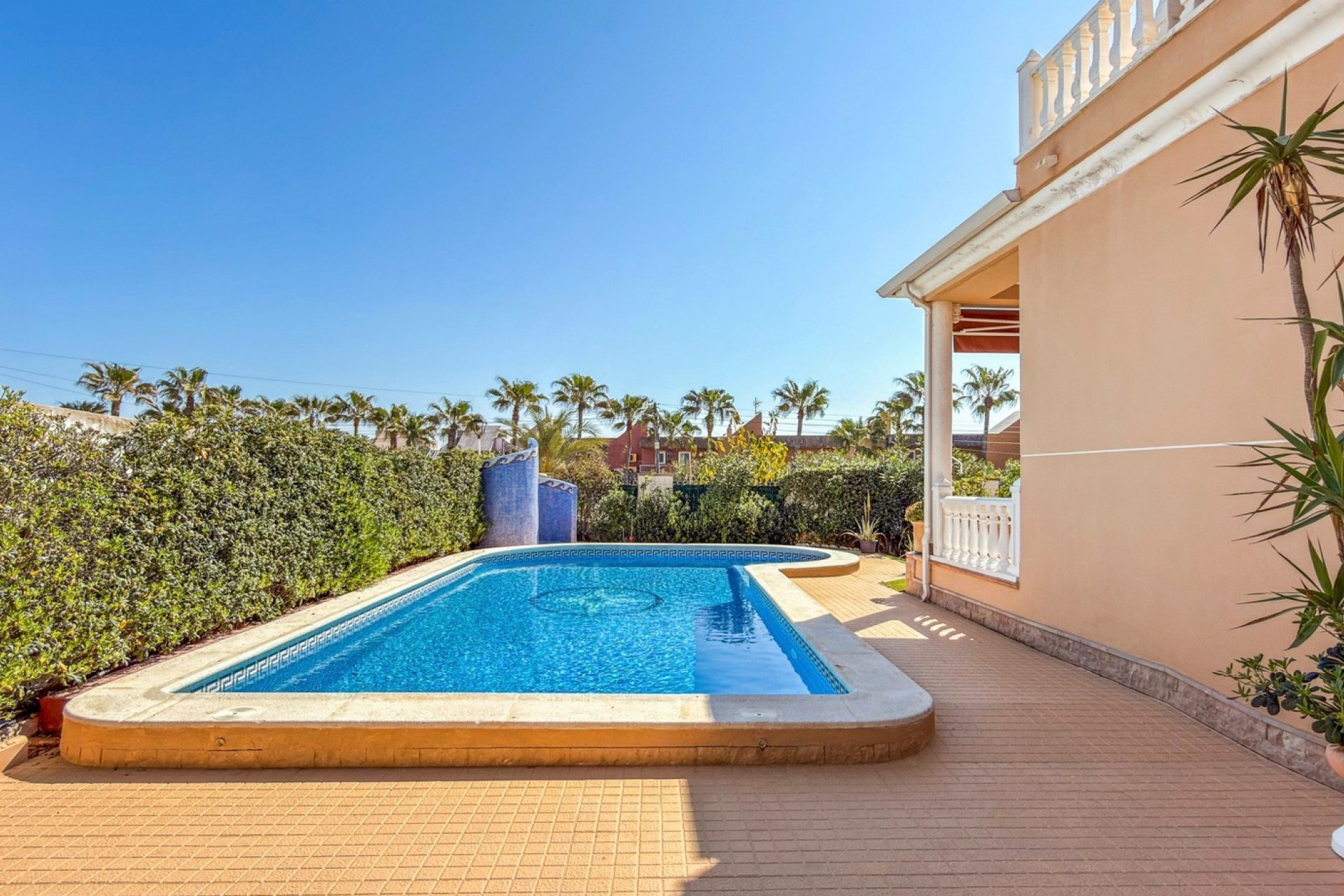 Resale - Villa - Torrevieja - Torrelamata - La Mata