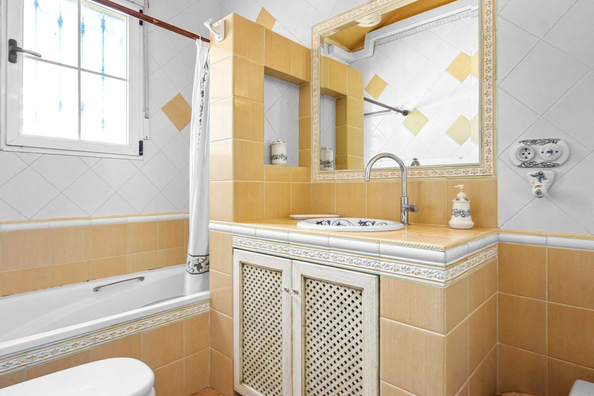 Resale - Villa - Torrevieja - Torrelamata - La Mata