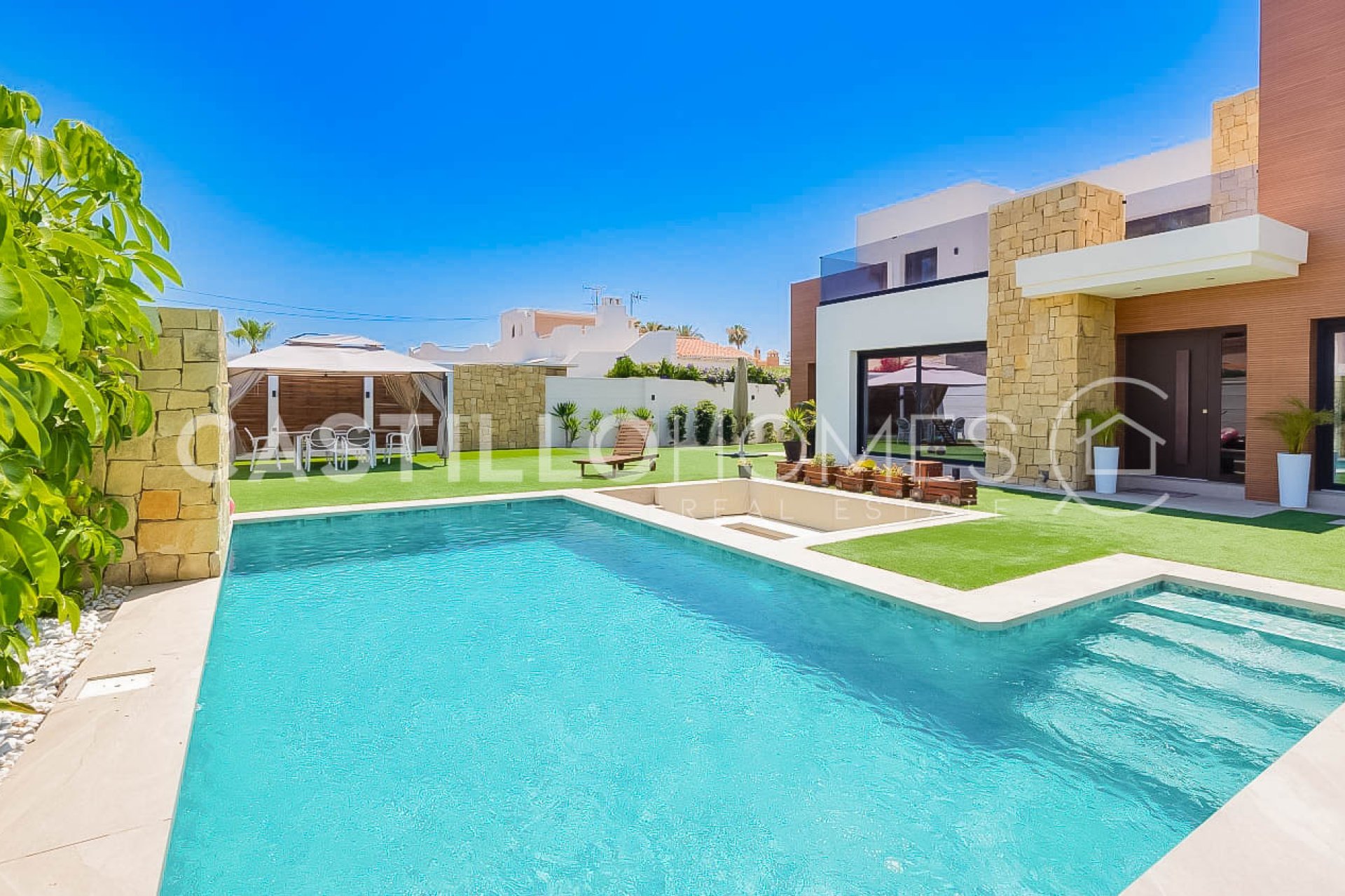 Resale - Villa - Torrevieja - Torreta Florida