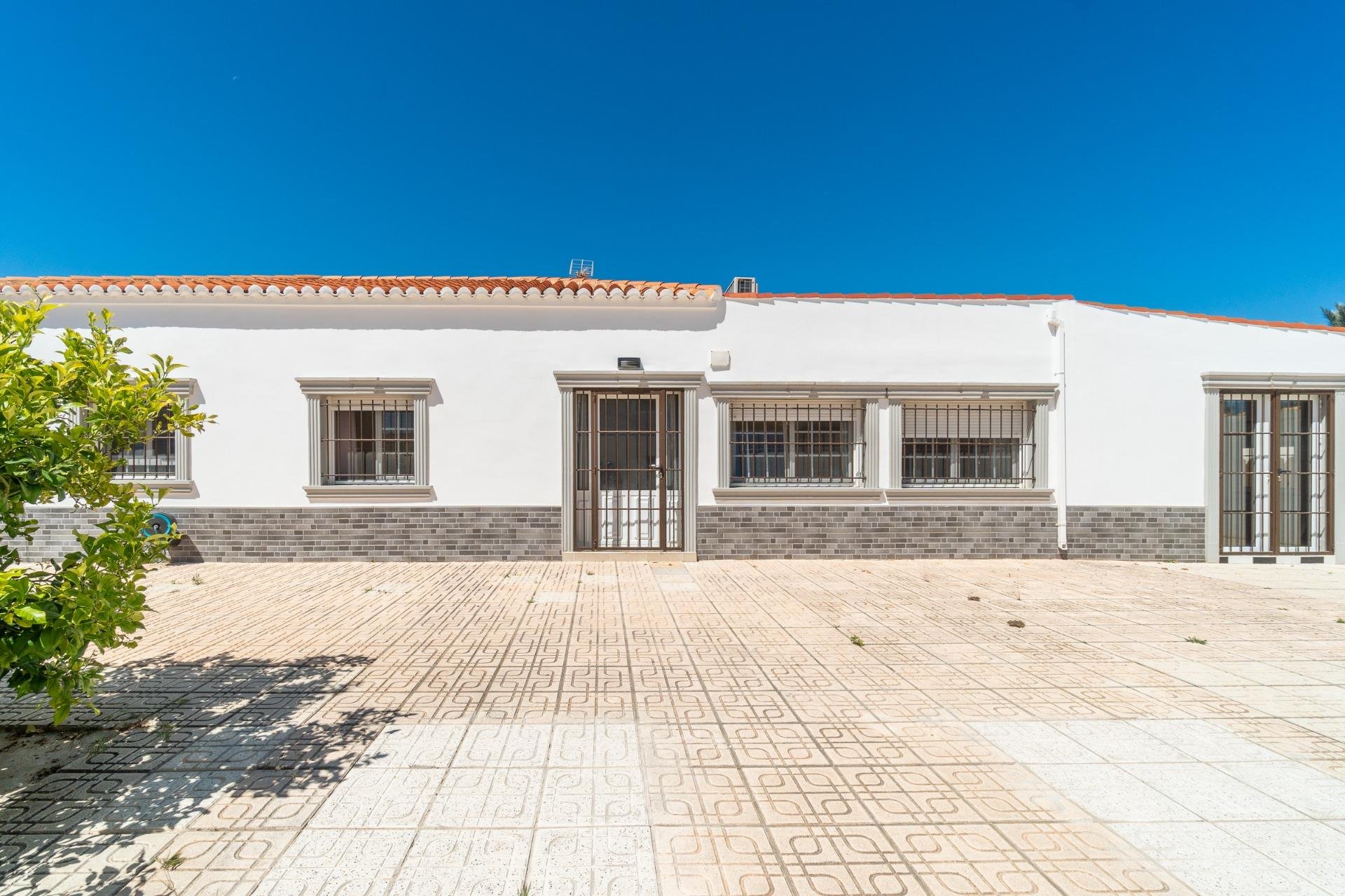 Resale - Villa - Torrevieja - Torreta florida