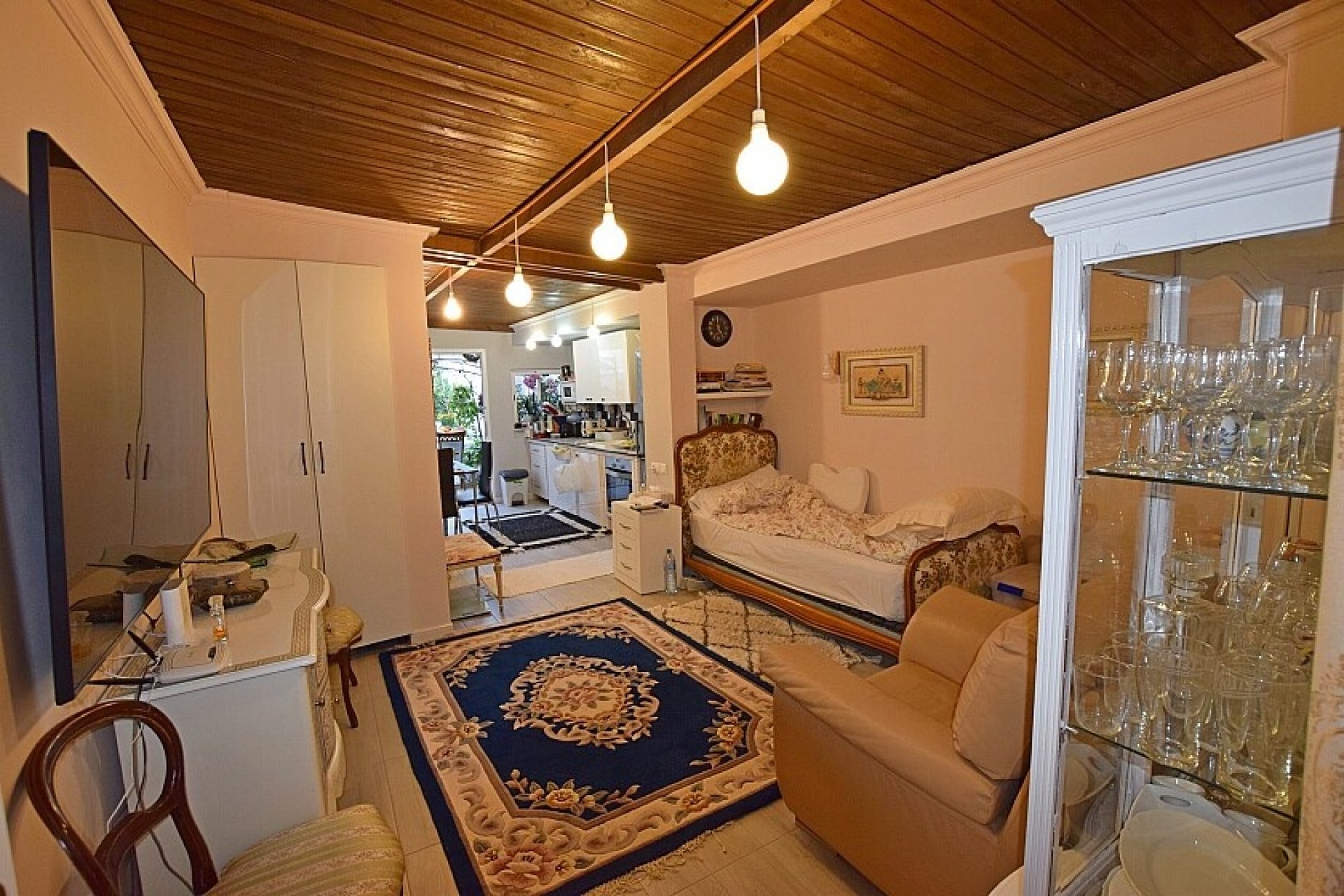 Resale - Villa - Torrevieja