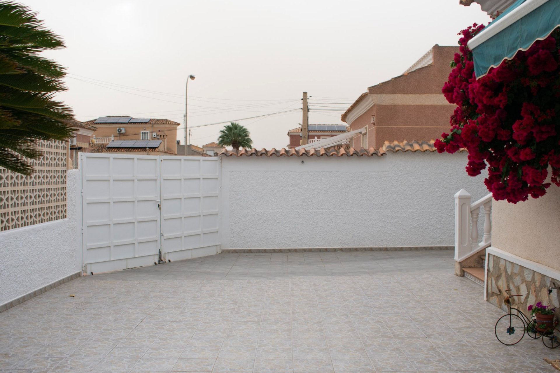 Resale - Villa - Torrevieja