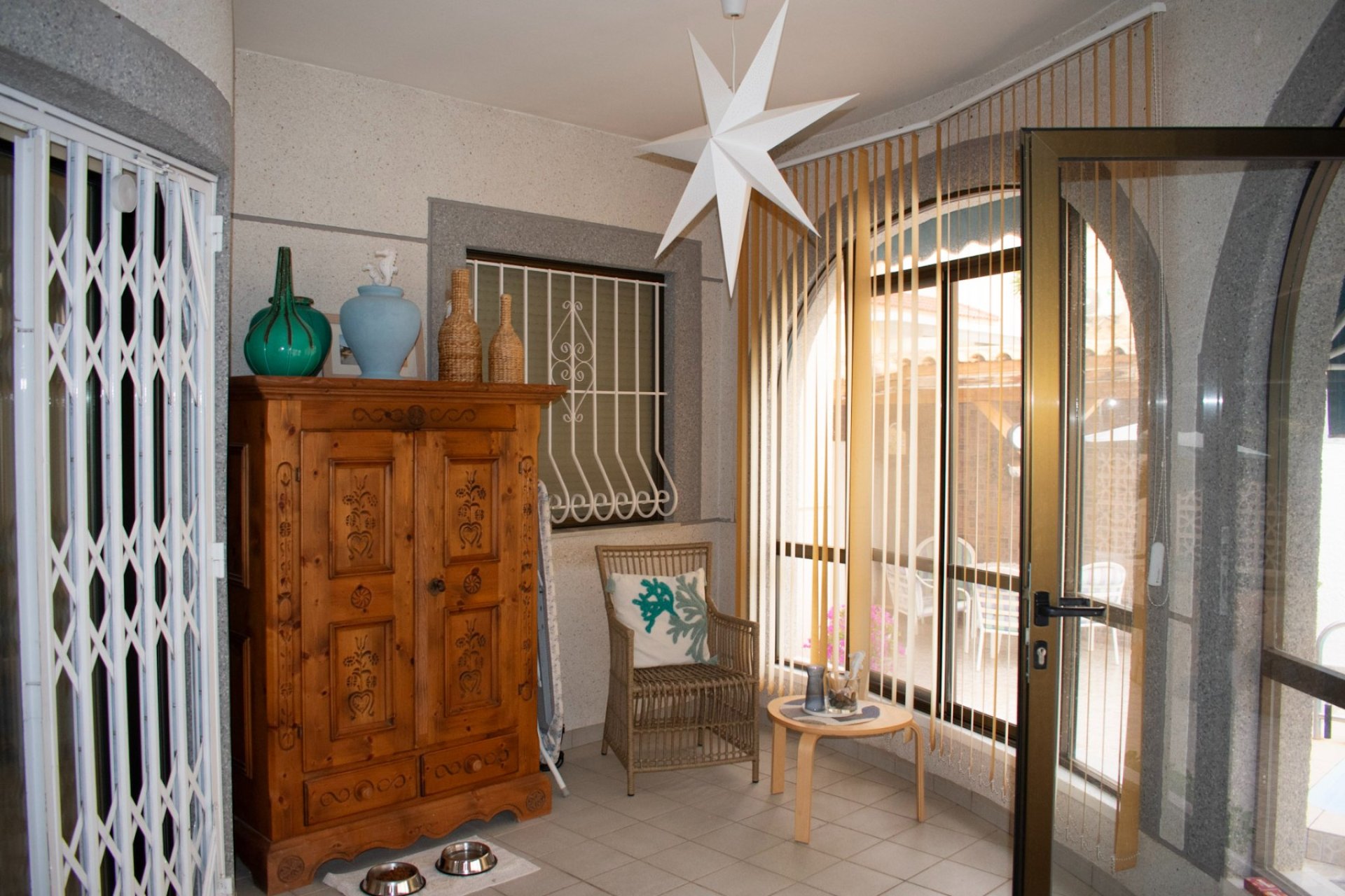 Resale - Villa - Torrevieja