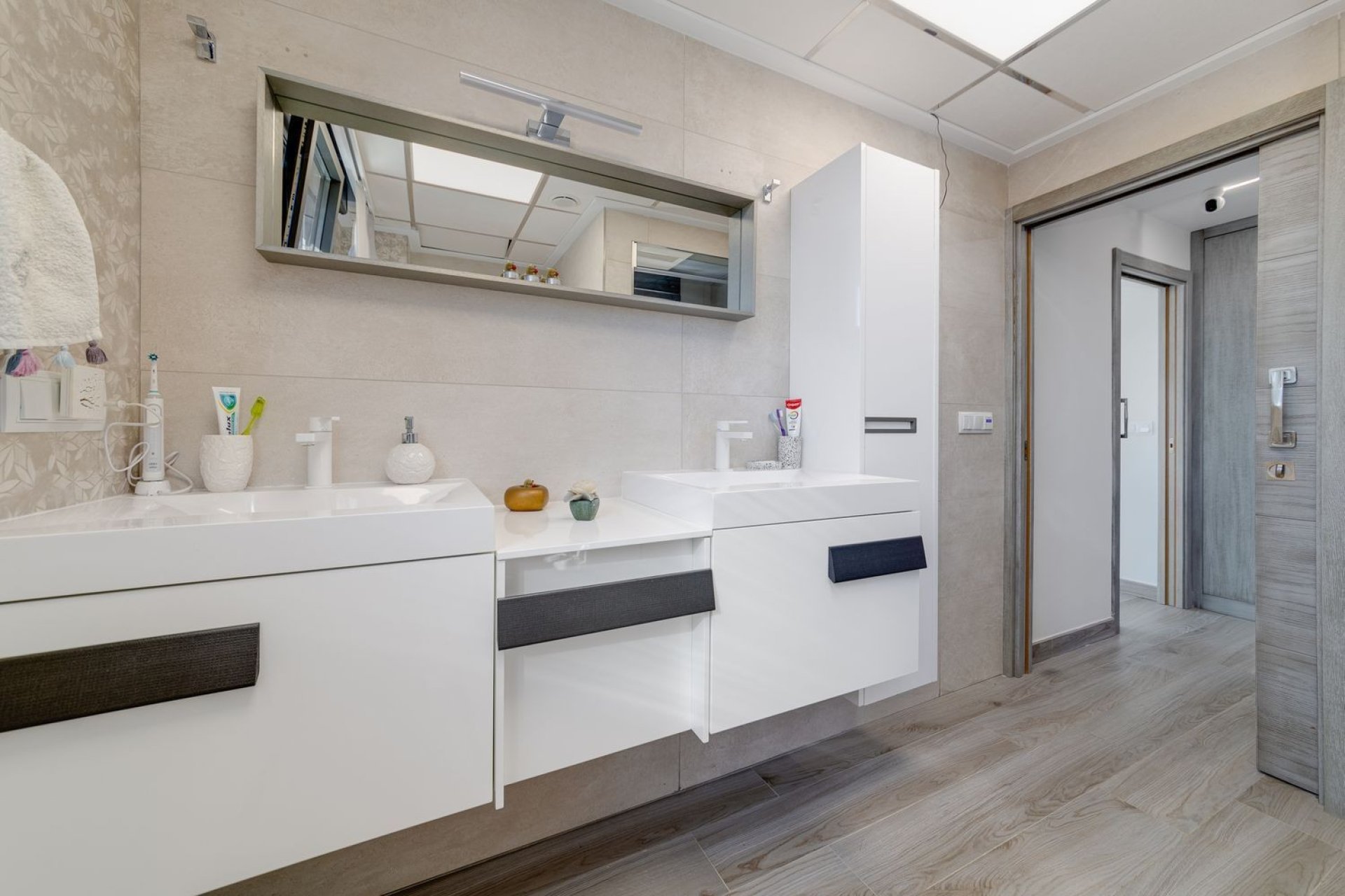 Resale - Villa - Torrevieja