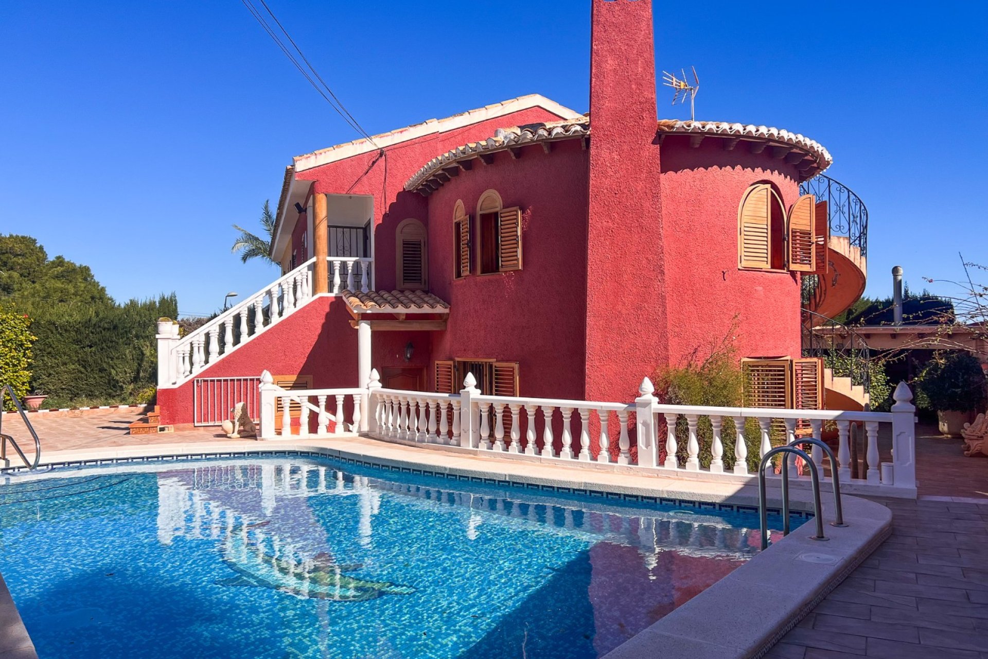 Resale - Villa - Torrevieja