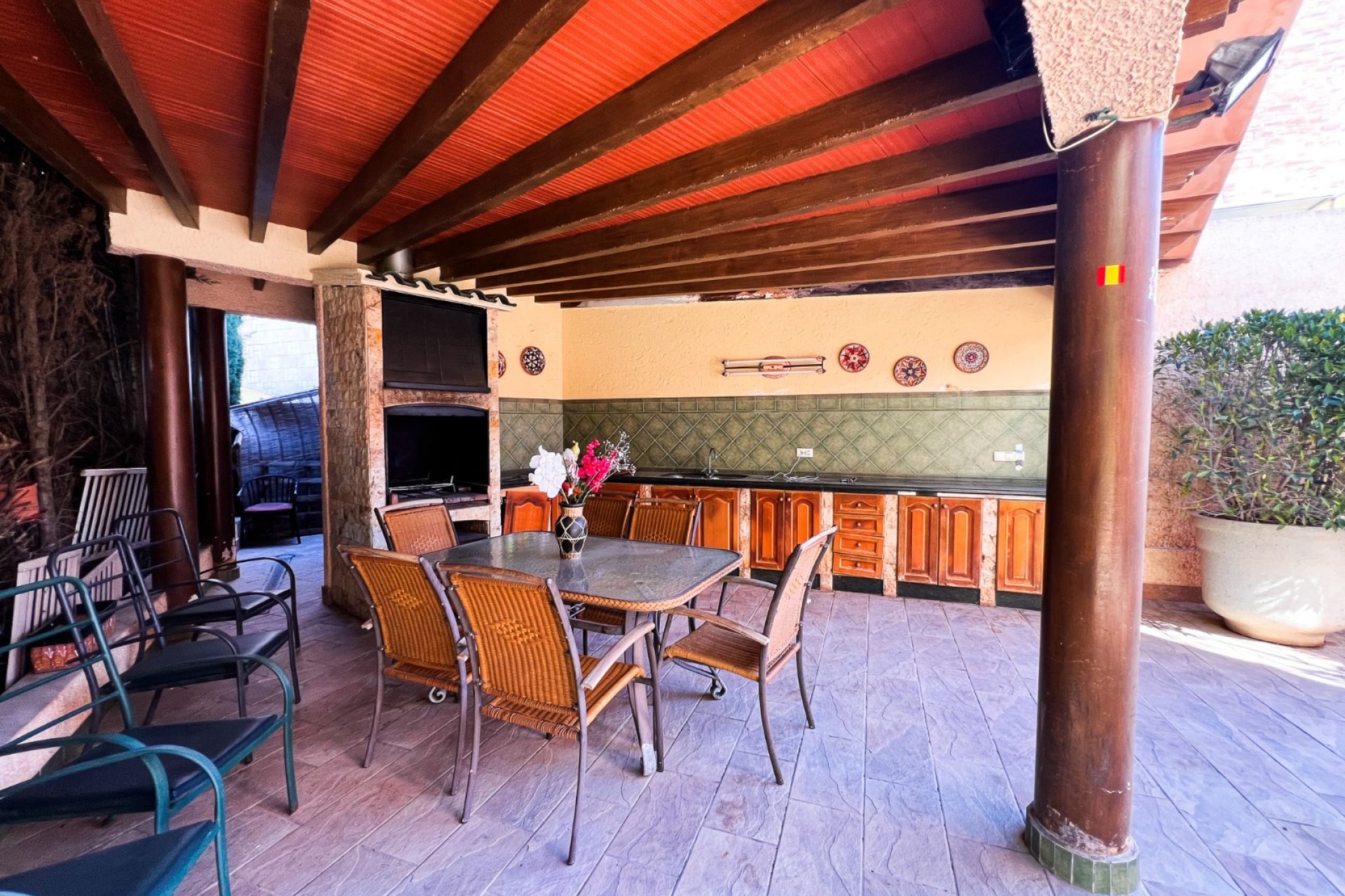 Resale - Villa - Torrevieja