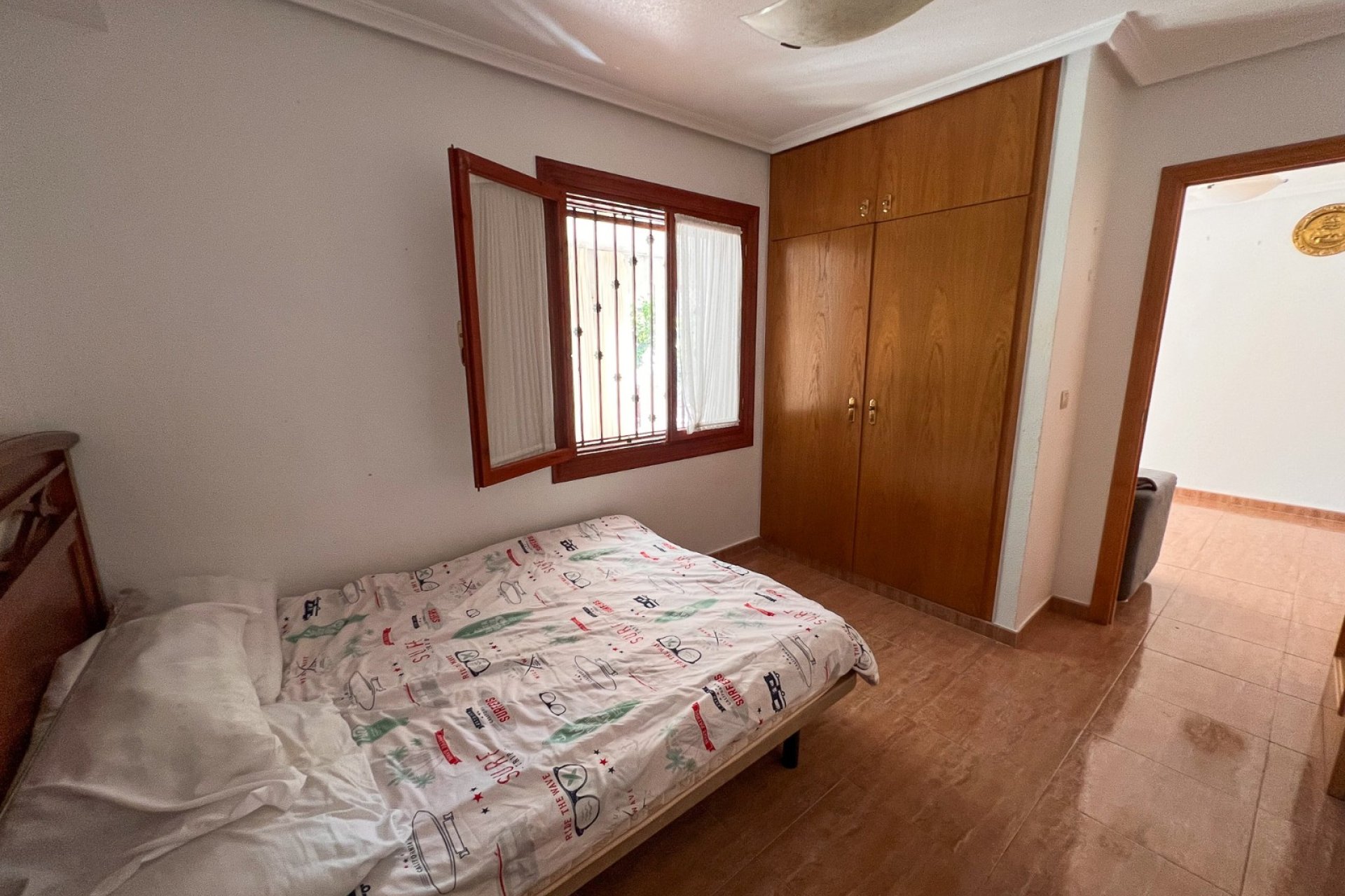 Resale - Villa - Torrevieja