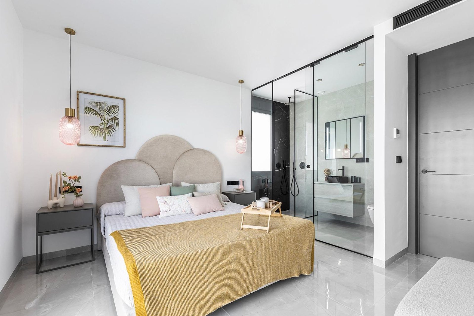 Resale - Villa - Torrevieja
