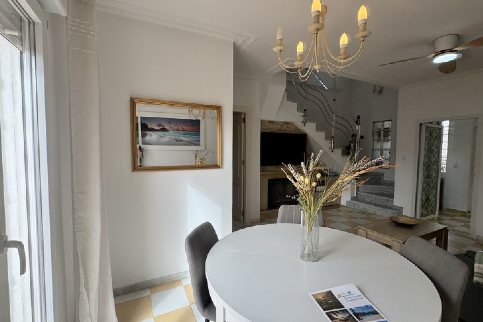 Resale - Villa - Torrevieja
