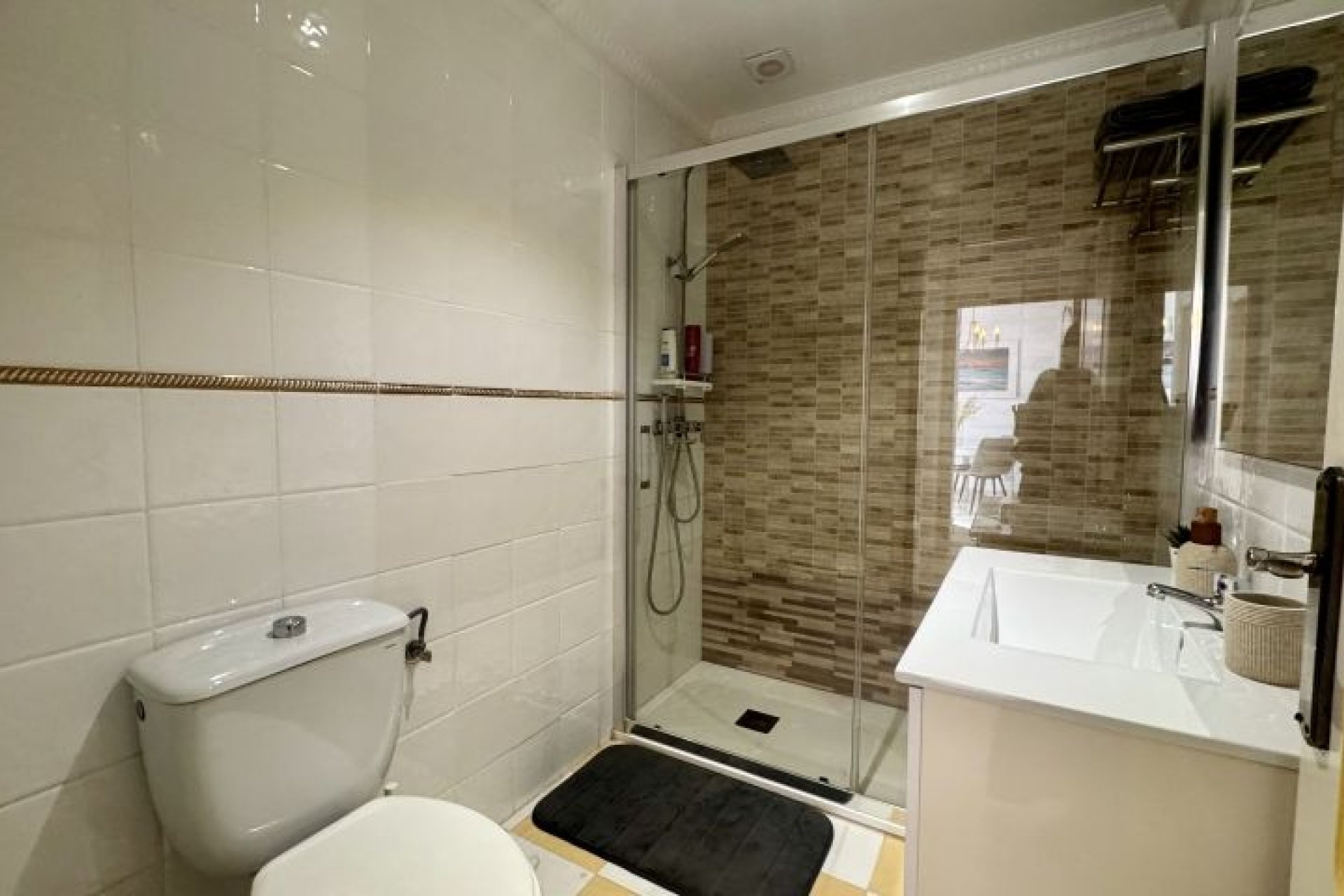 Resale - Villa - Torrevieja