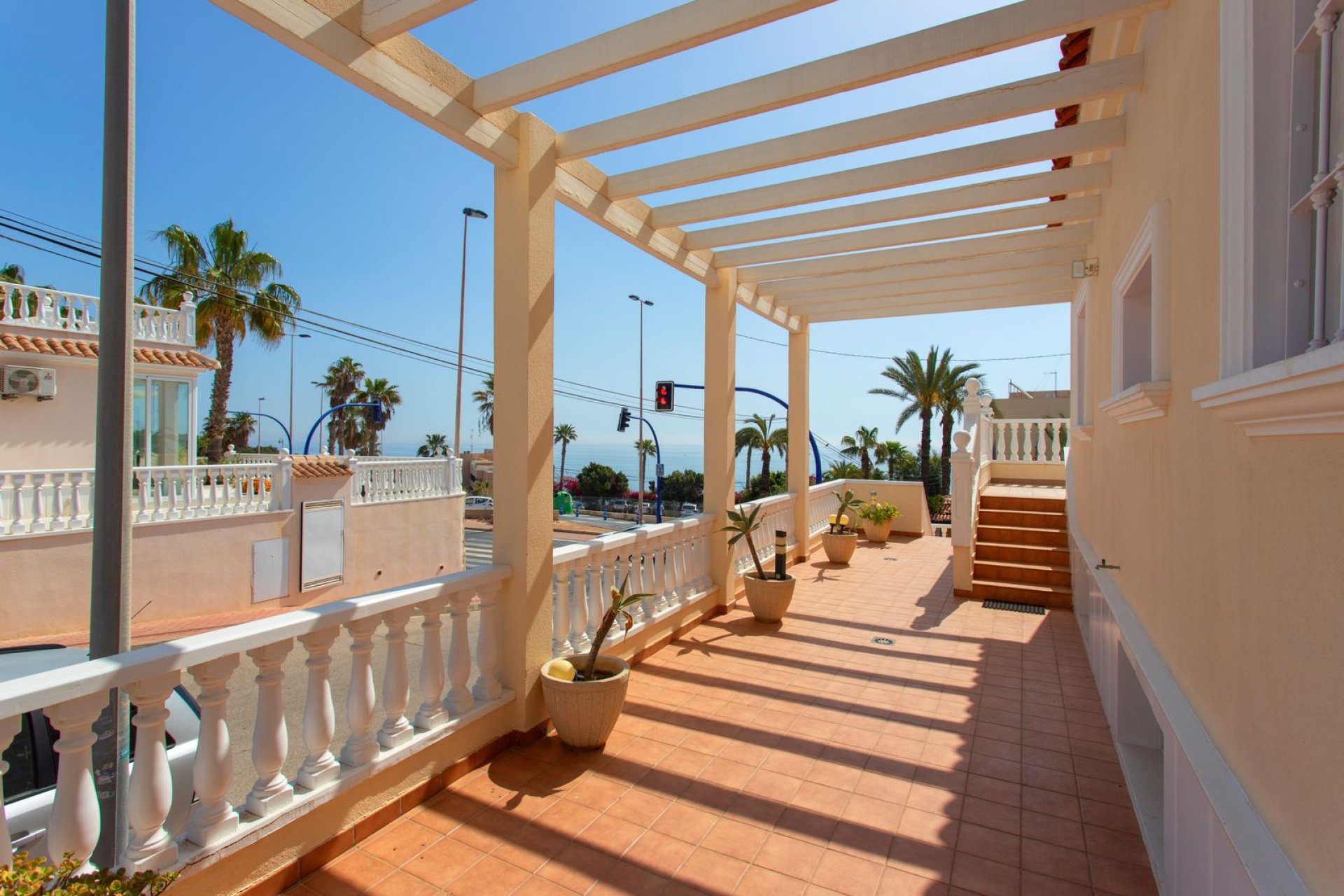 Resale - Villa - Torrevieja