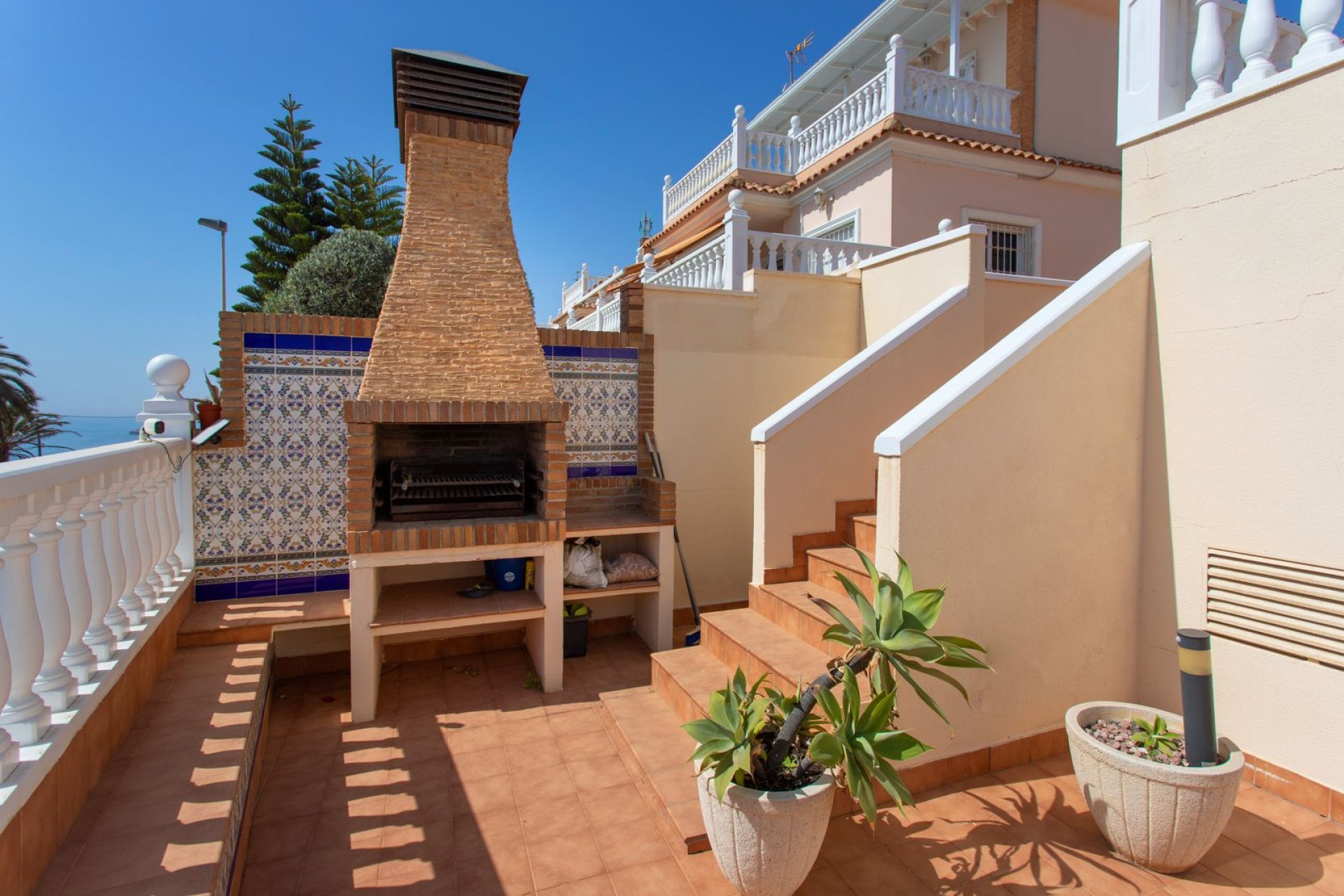 Resale - Villa - Torrevieja