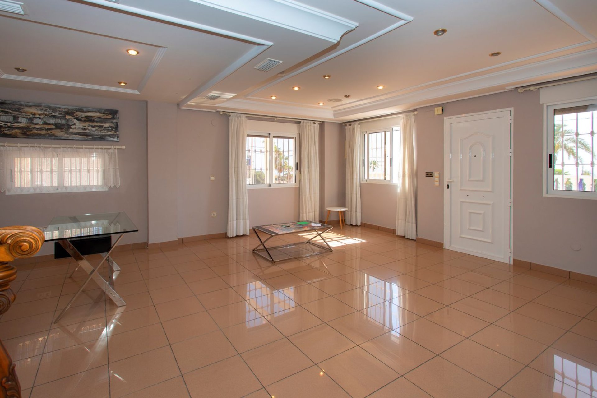 Resale - Villa - Torrevieja