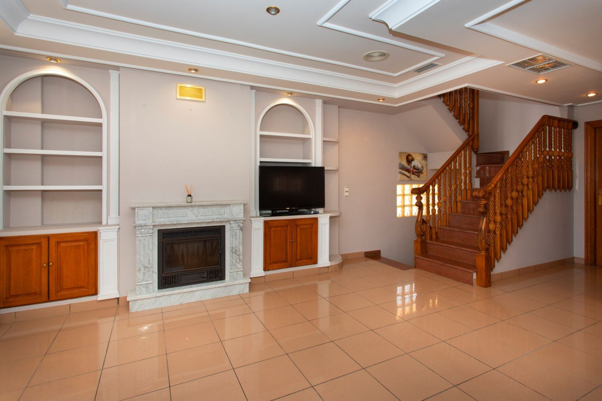 Resale - Villa - Torrevieja