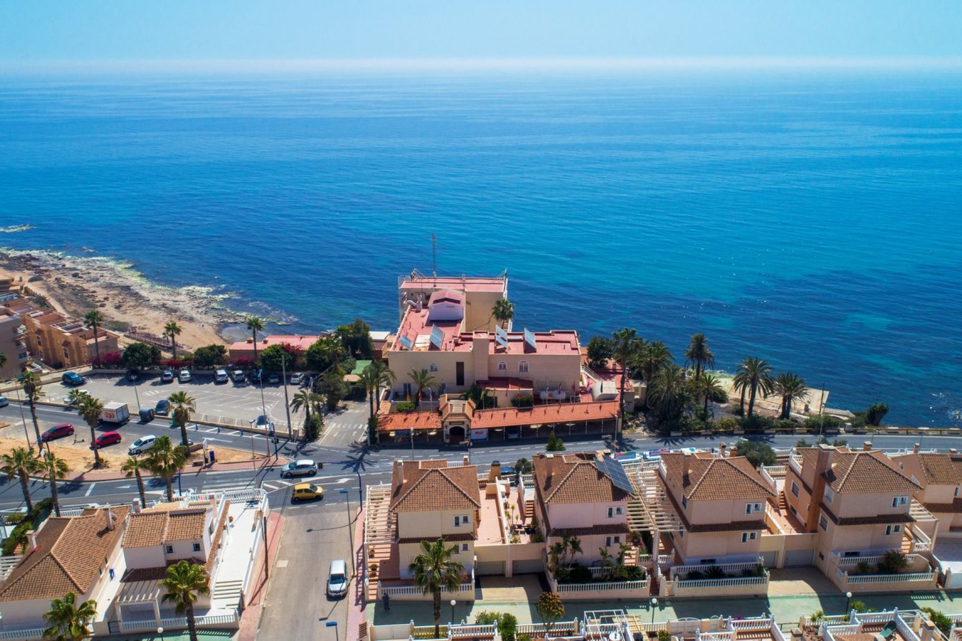 Resale - Villa - Torrevieja