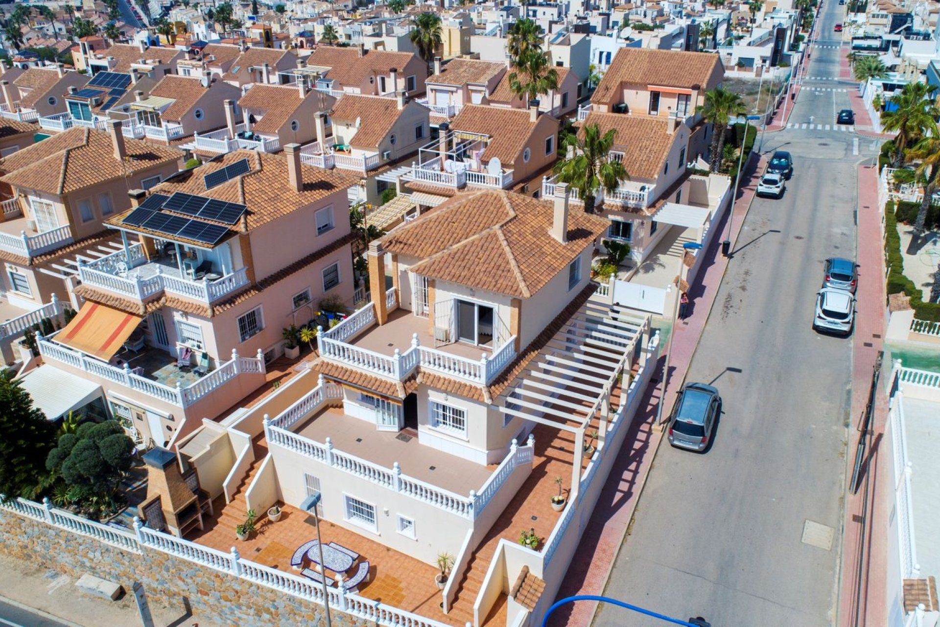 Resale - Villa - Torrevieja