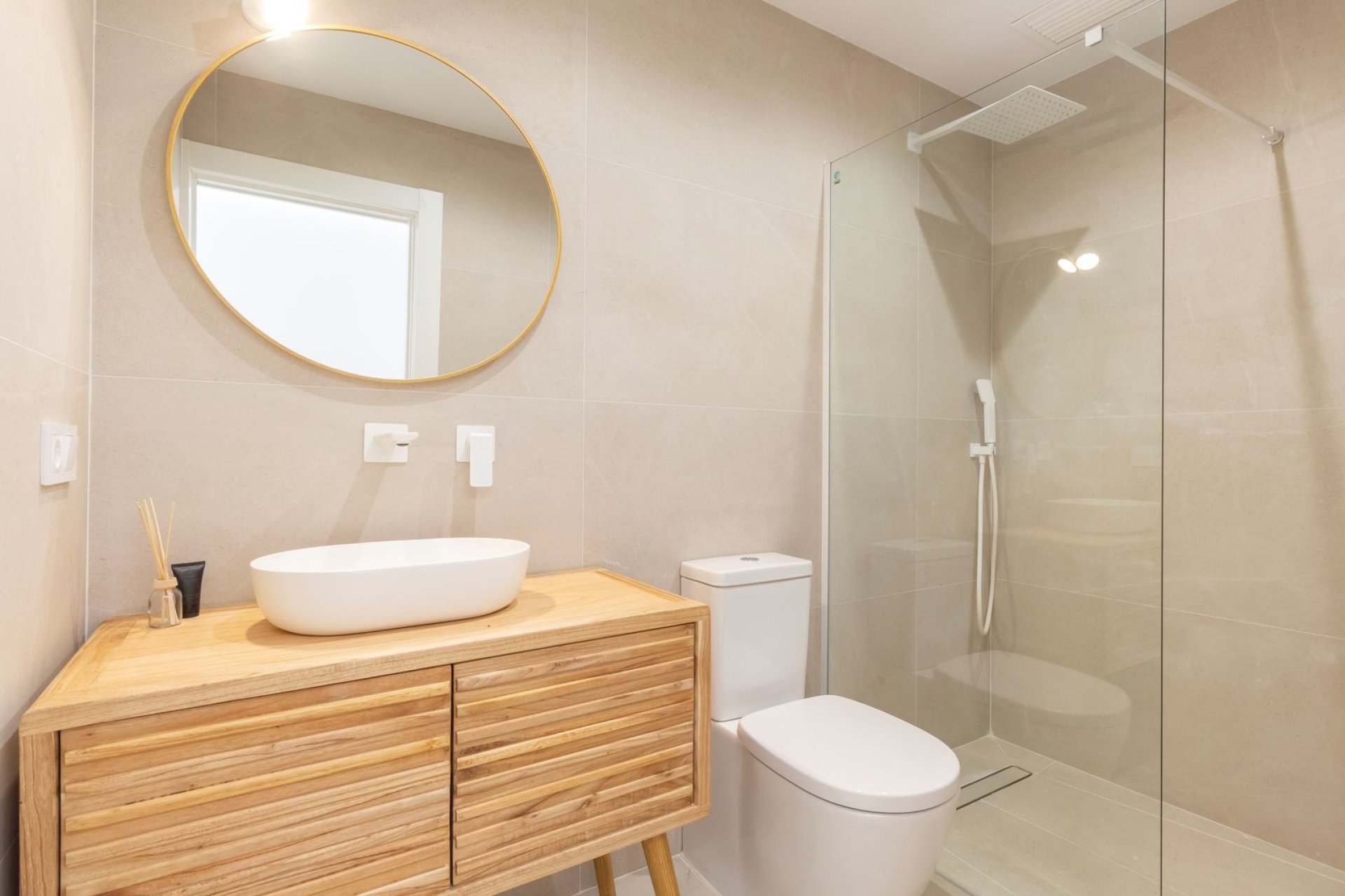 Resale - Villa - Torrevieja
