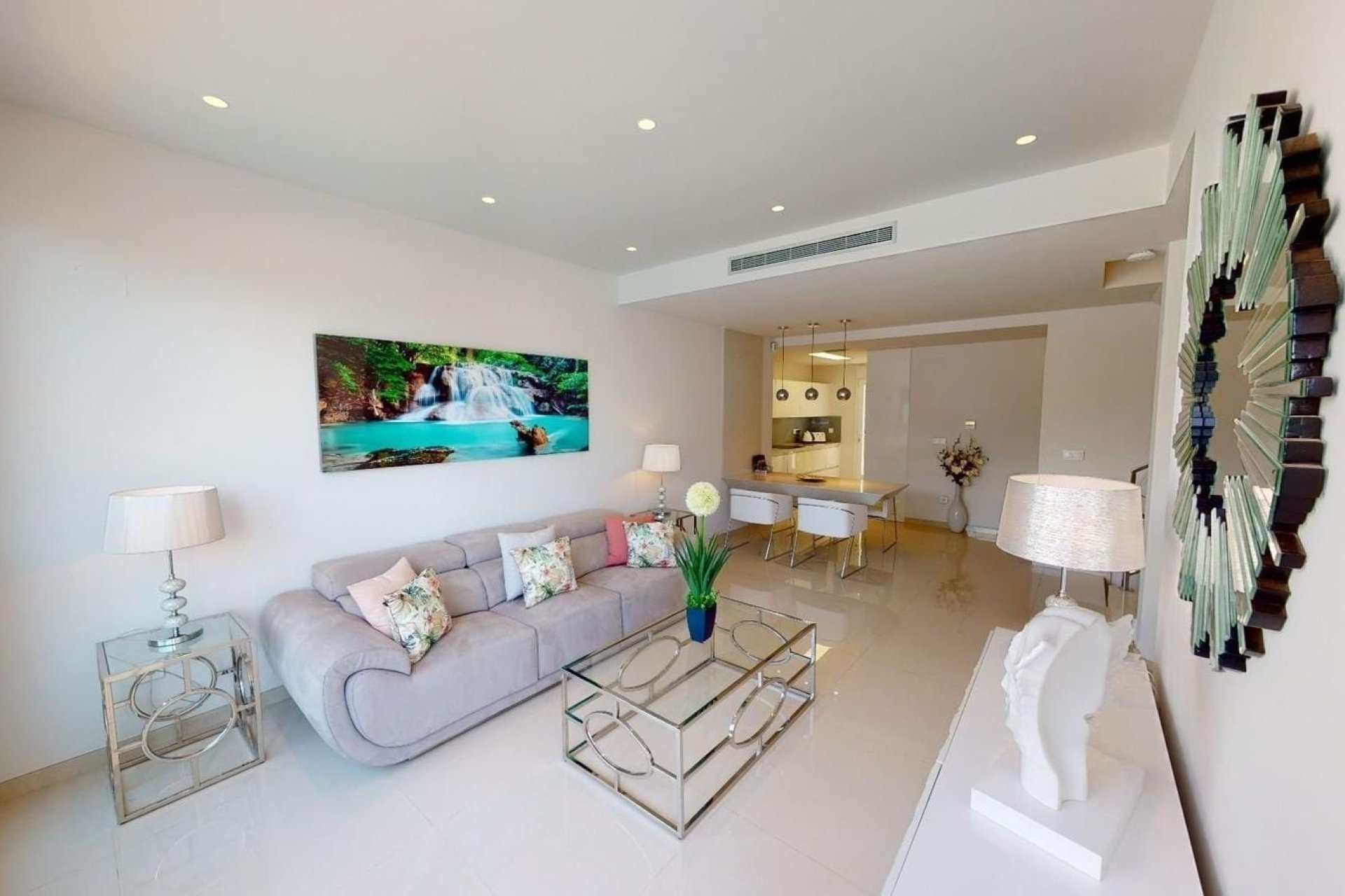 Resale - Villa - Torrevieja