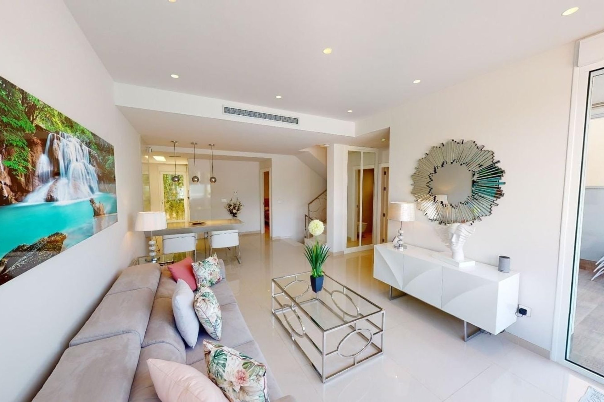 Resale - Villa - Torrevieja