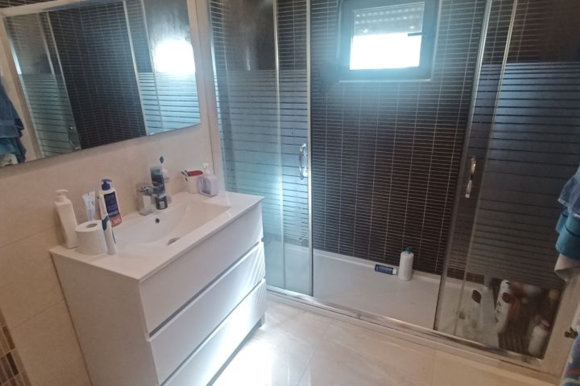 Resale - Villa - Torrevieja