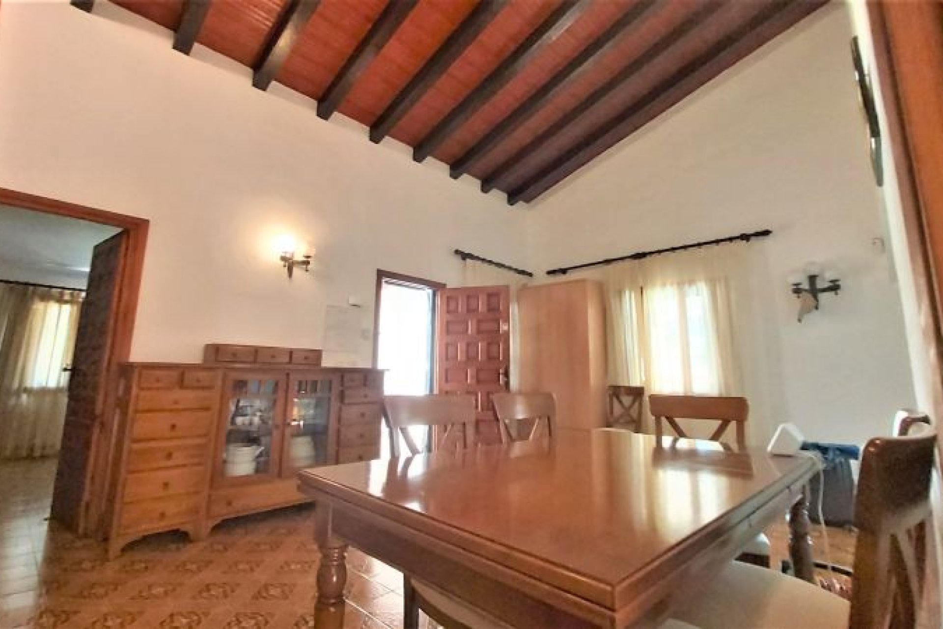 Resale - Villa - Torrevieja