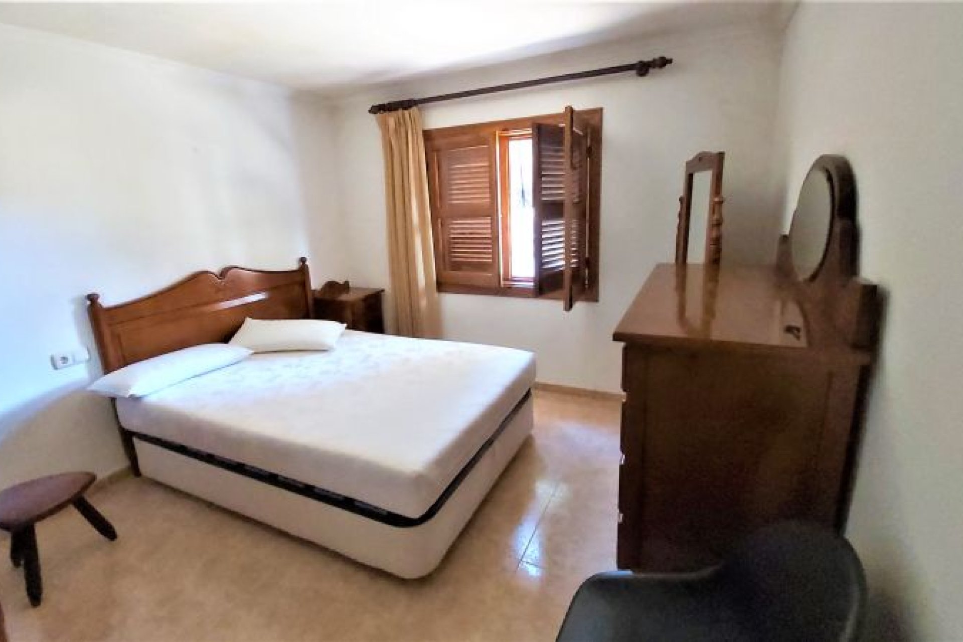 Resale - Villa - Torrevieja