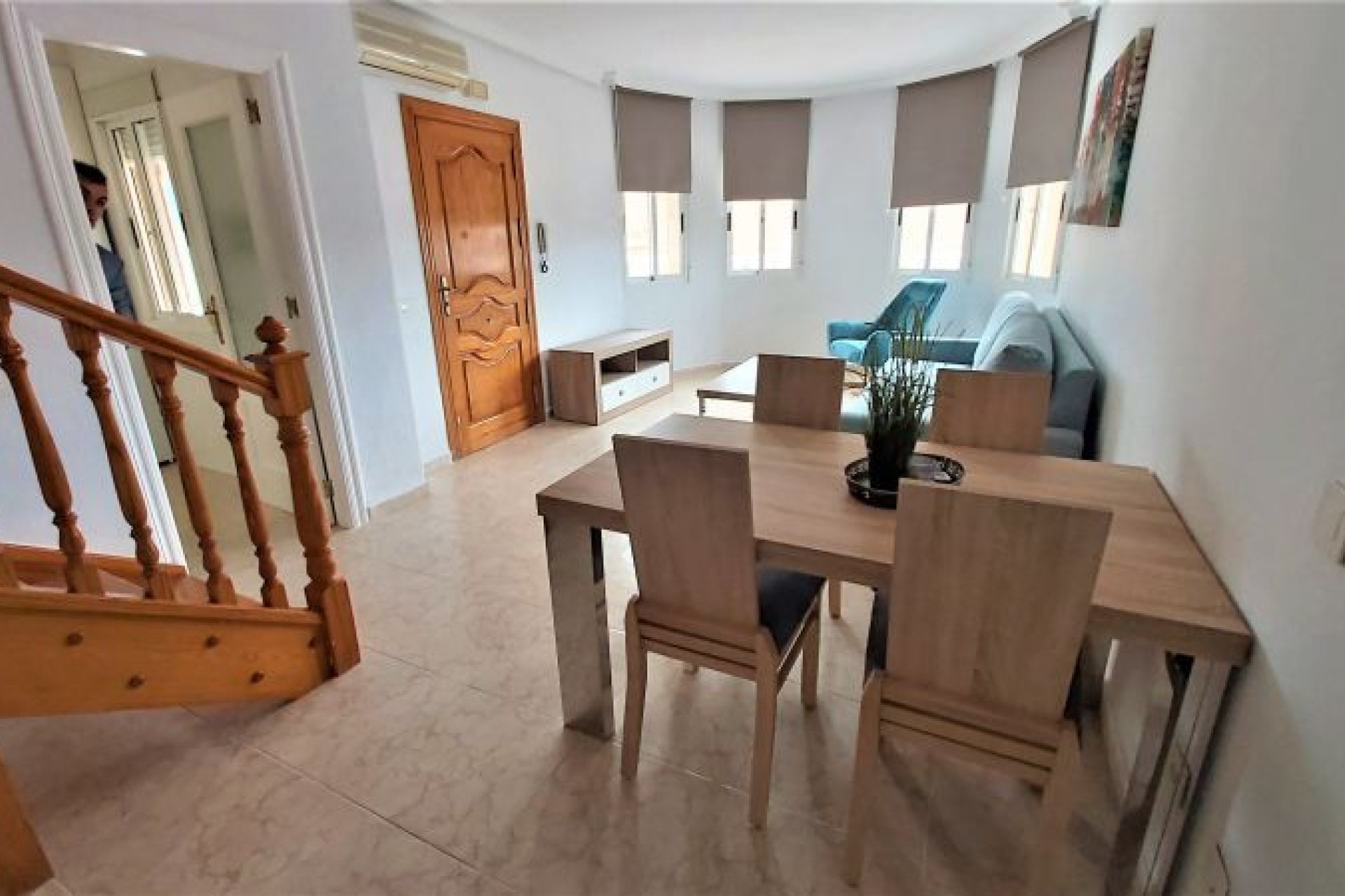 Resale - Villa - Torrevieja