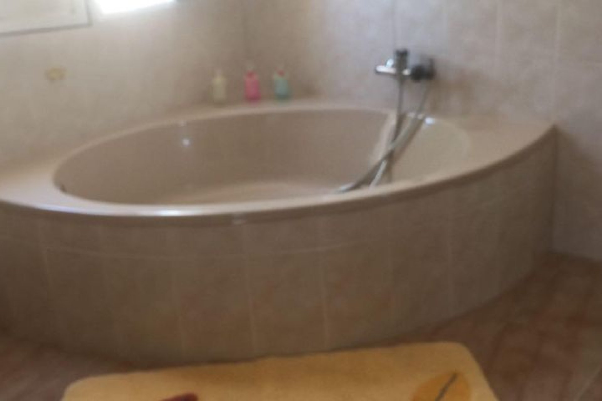 Resale - Villa - Torrevieja