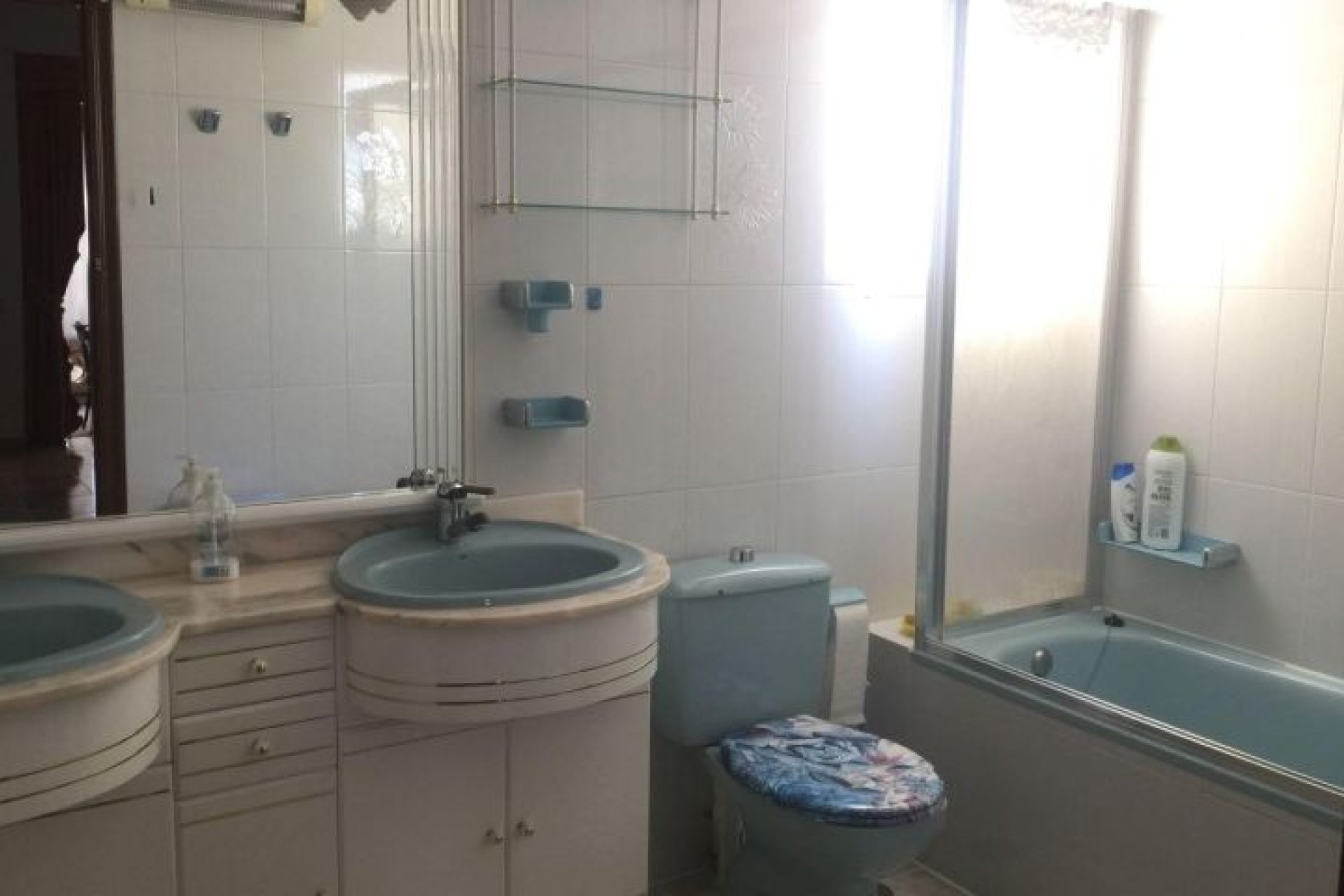 Resale - Villa - Torrevieja