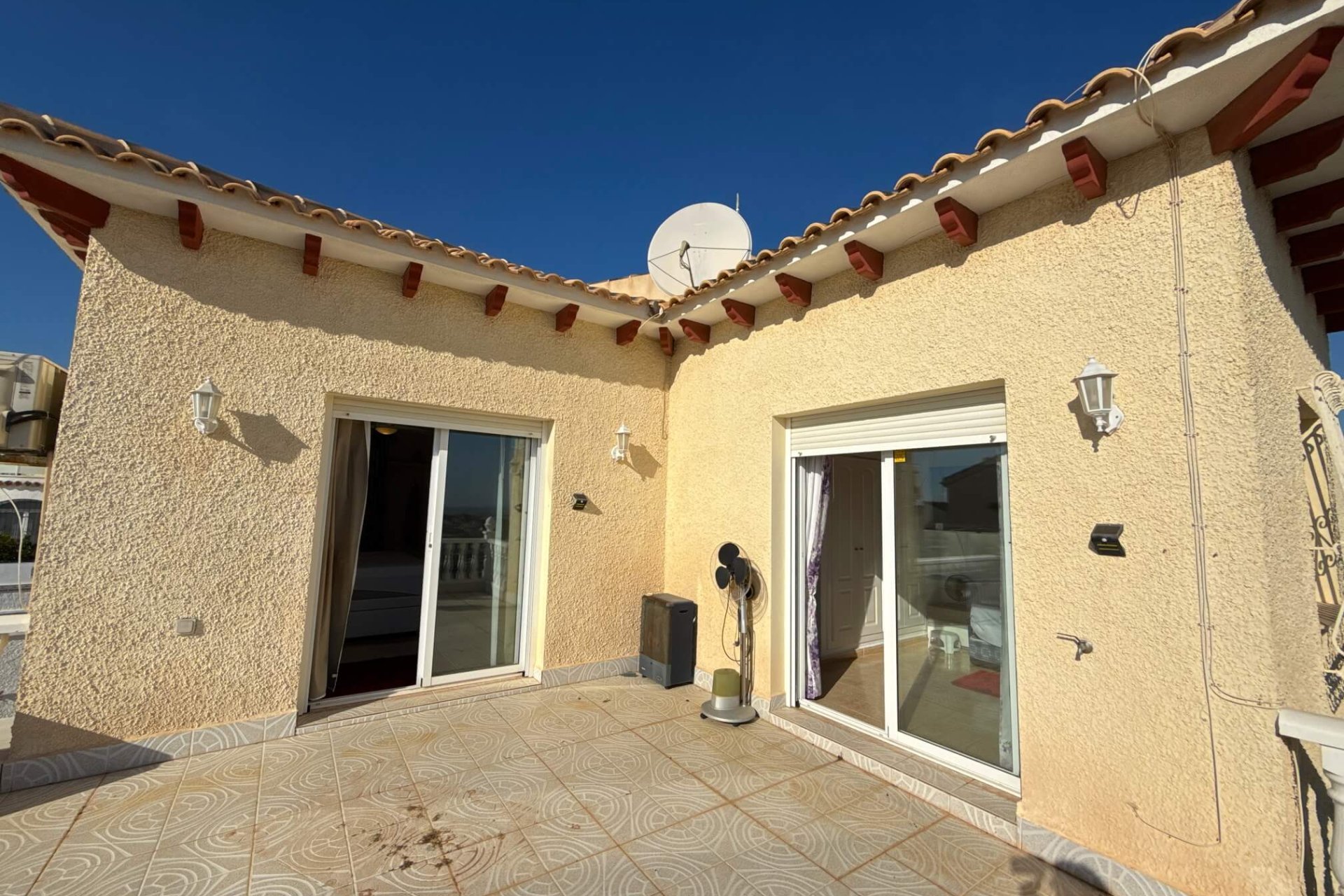 Resale - Villa - Villamartin