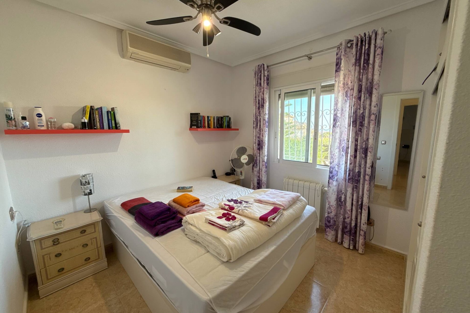 Resale - Villa - Villamartin