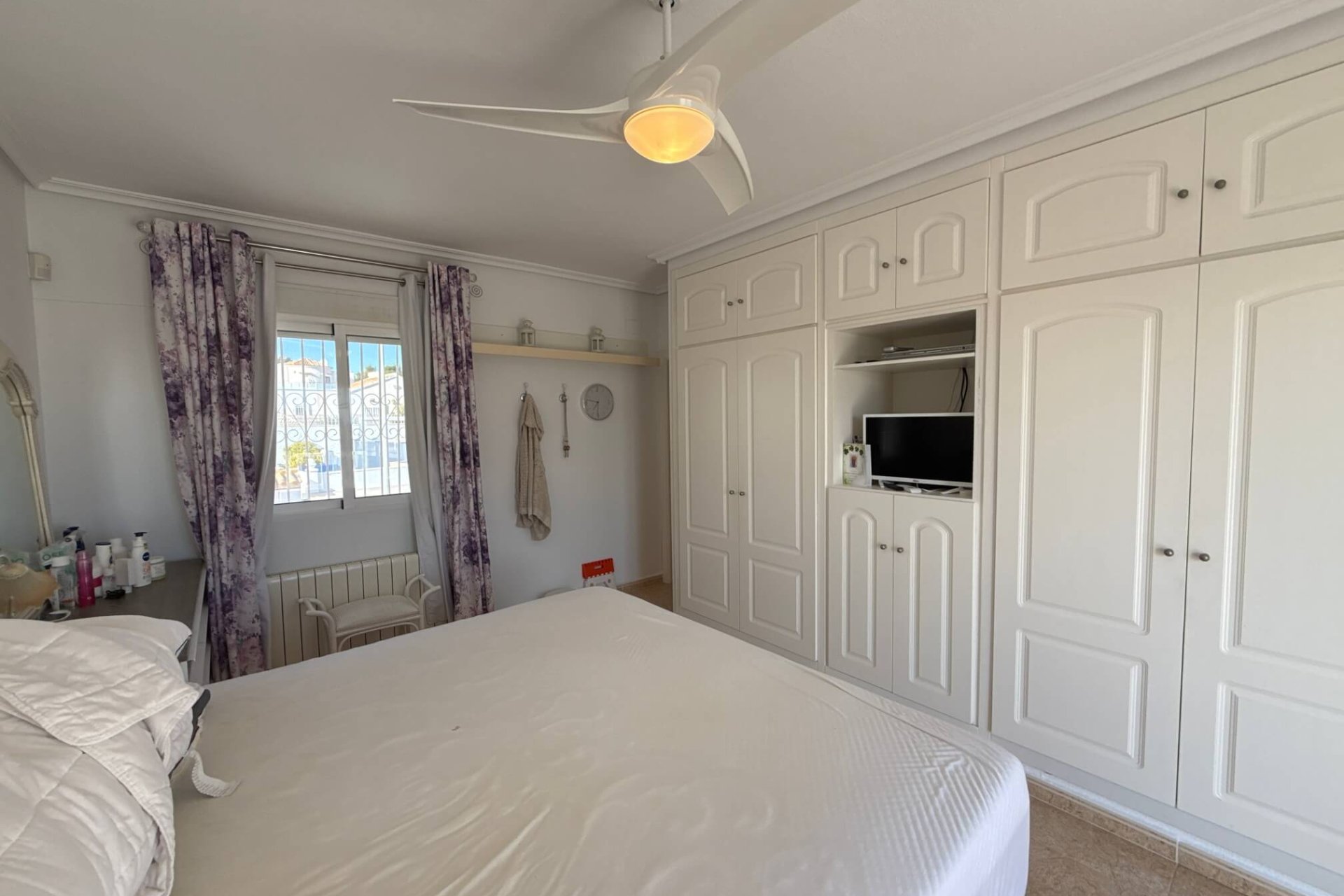 Resale - Villa - Villamartin