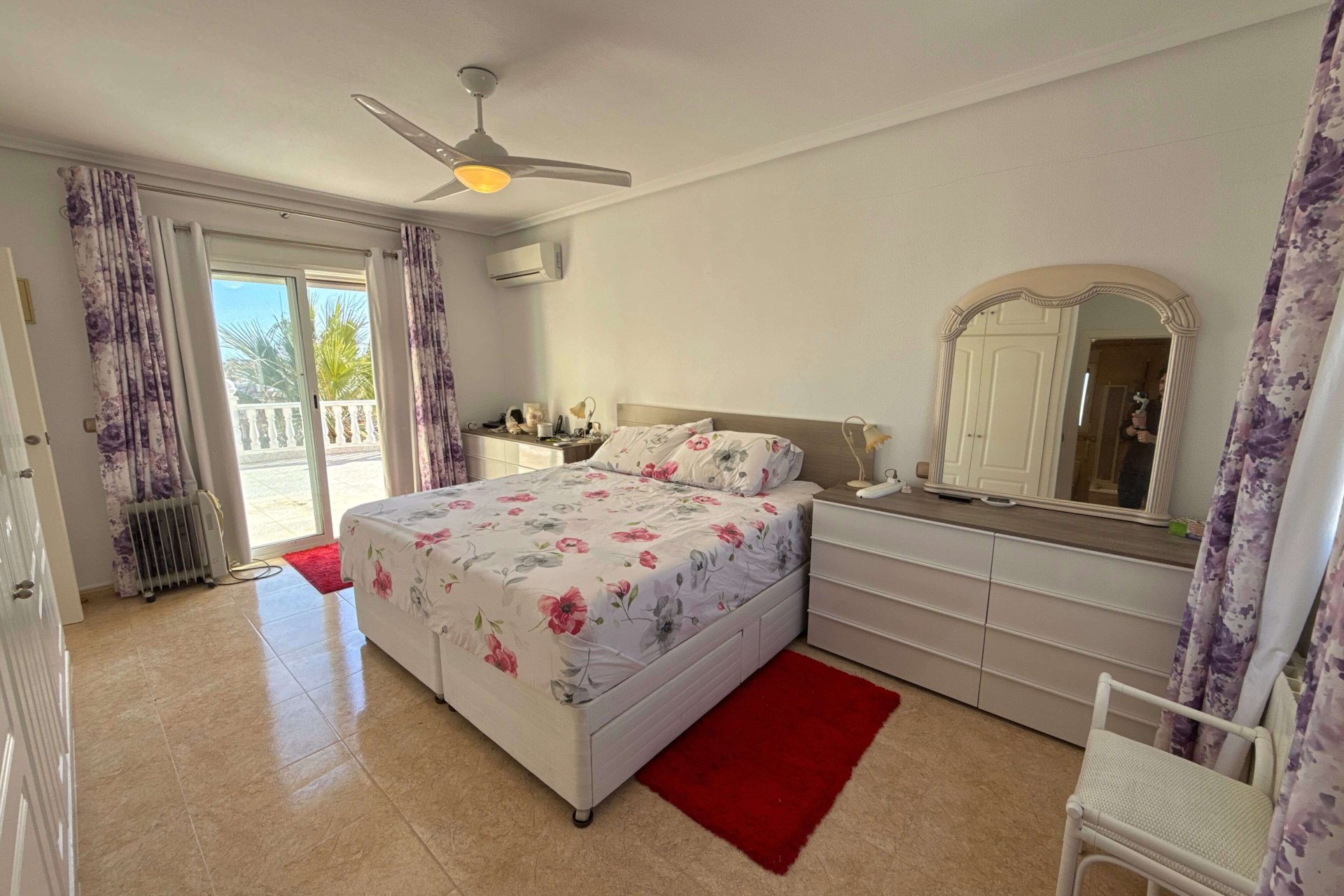 Resale - Villa - Villamartin