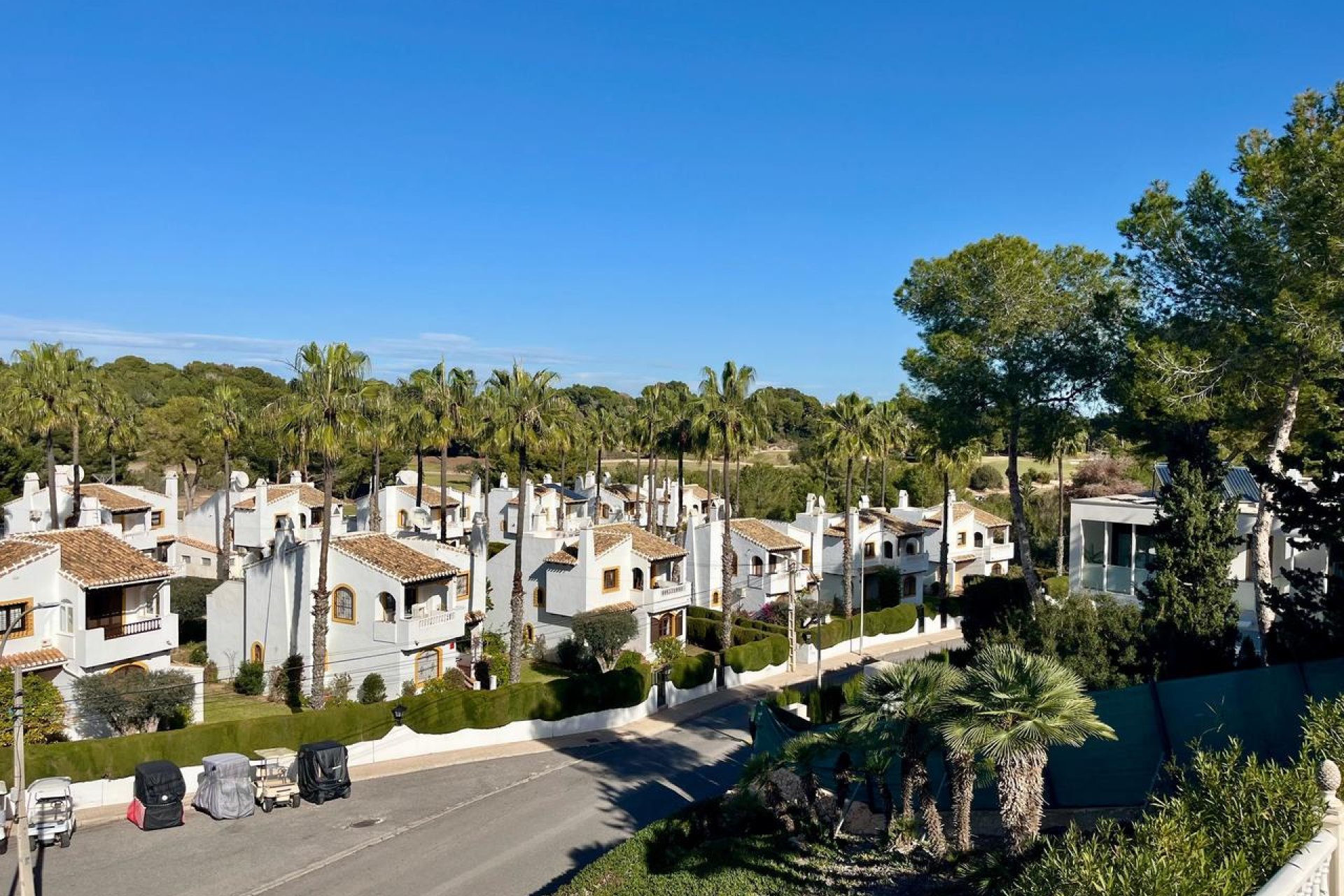 Resale - Villa - Villamartin