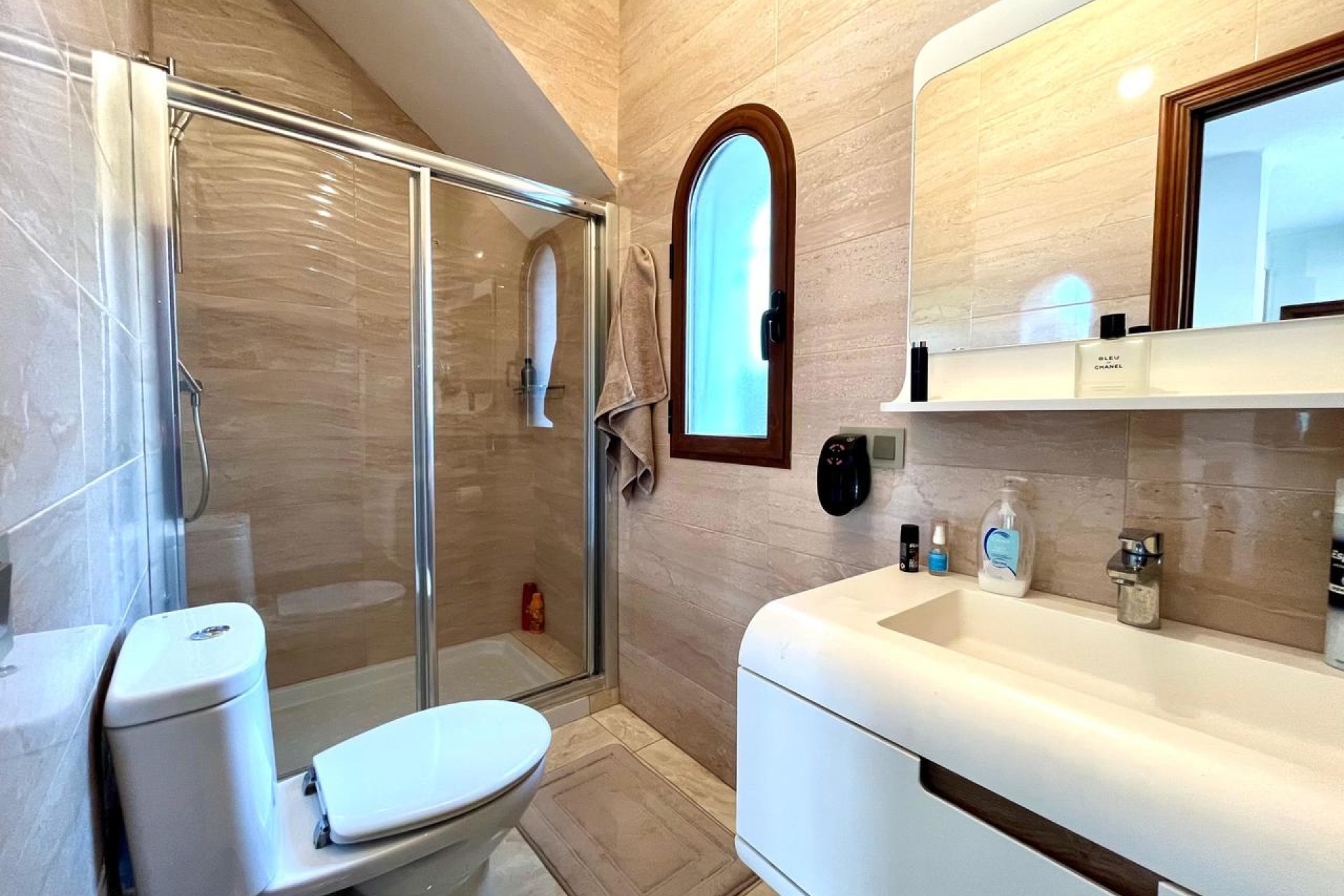 Resale - Villa - Villamartin