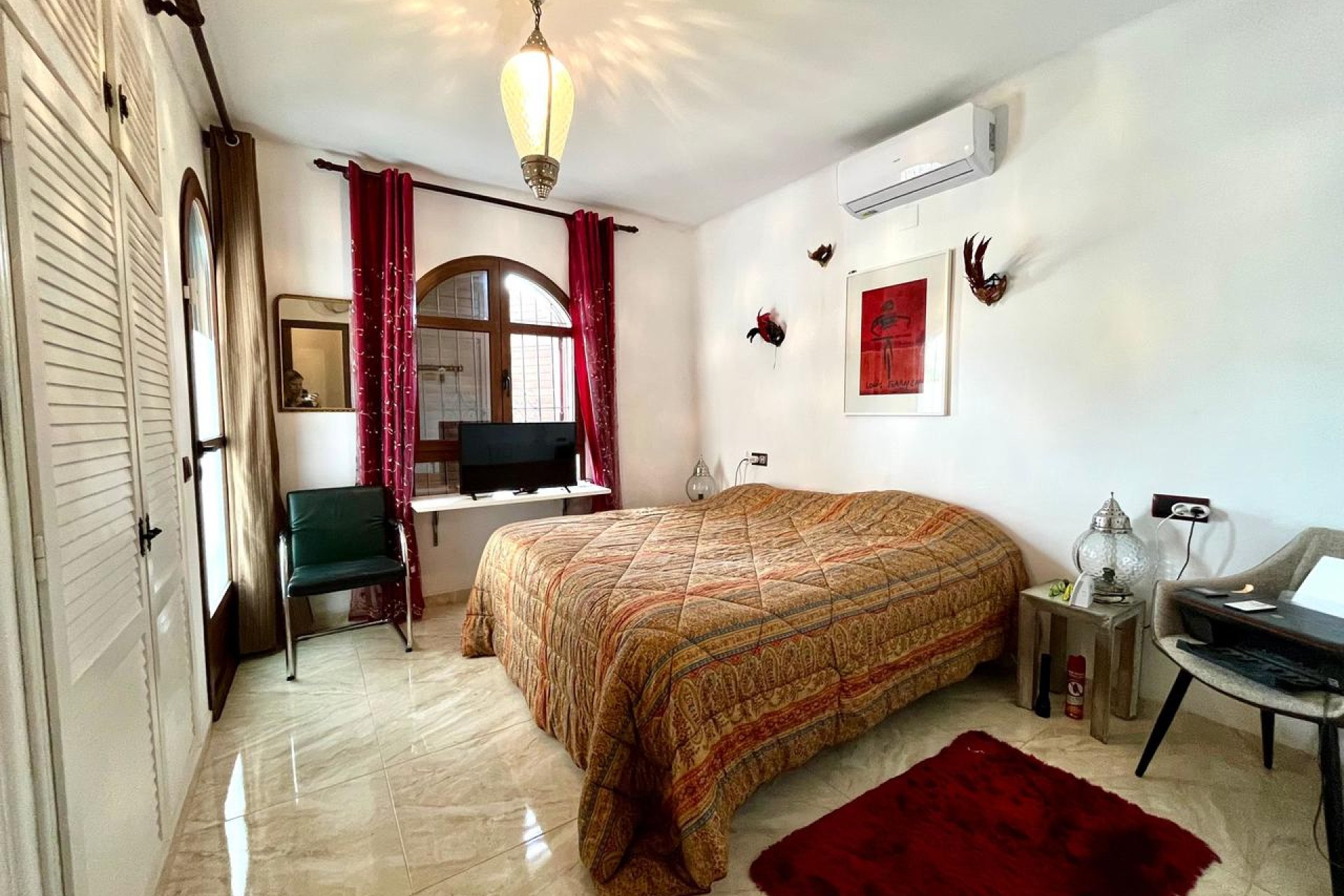 Resale - Villa - Villamartin