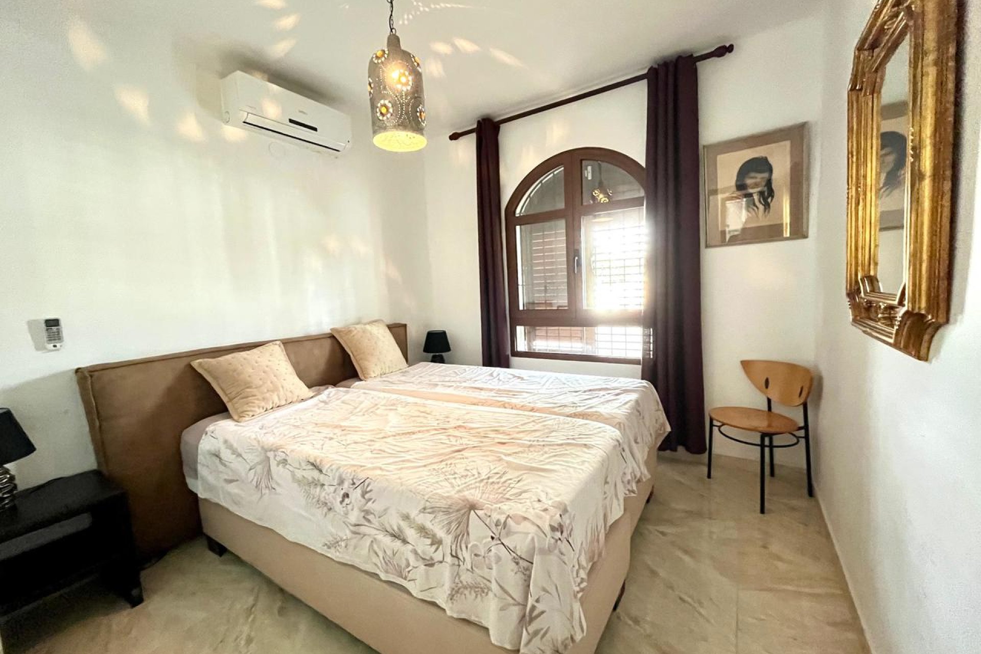 Resale - Villa - Villamartin