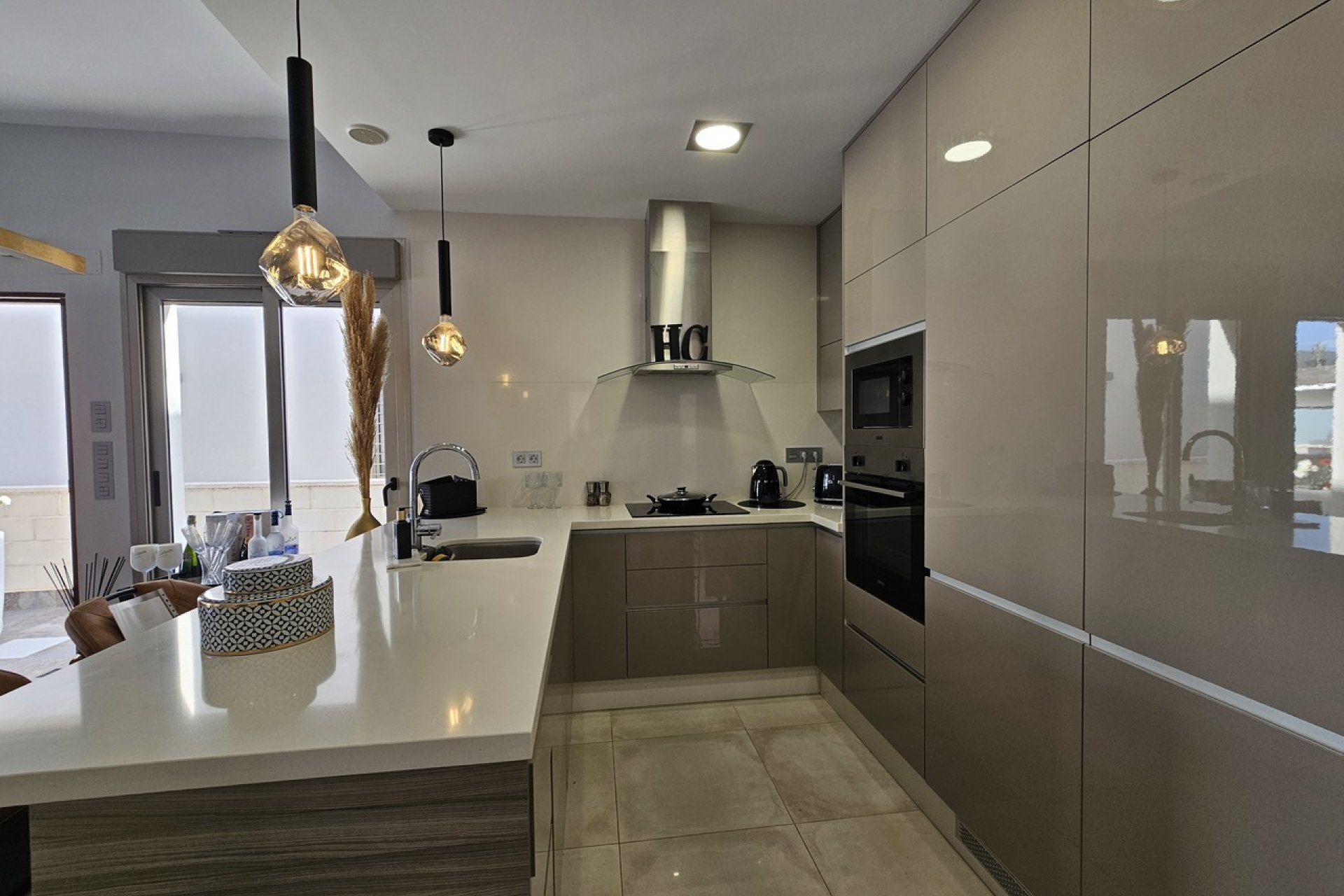 Resale - Villa - Villamartin