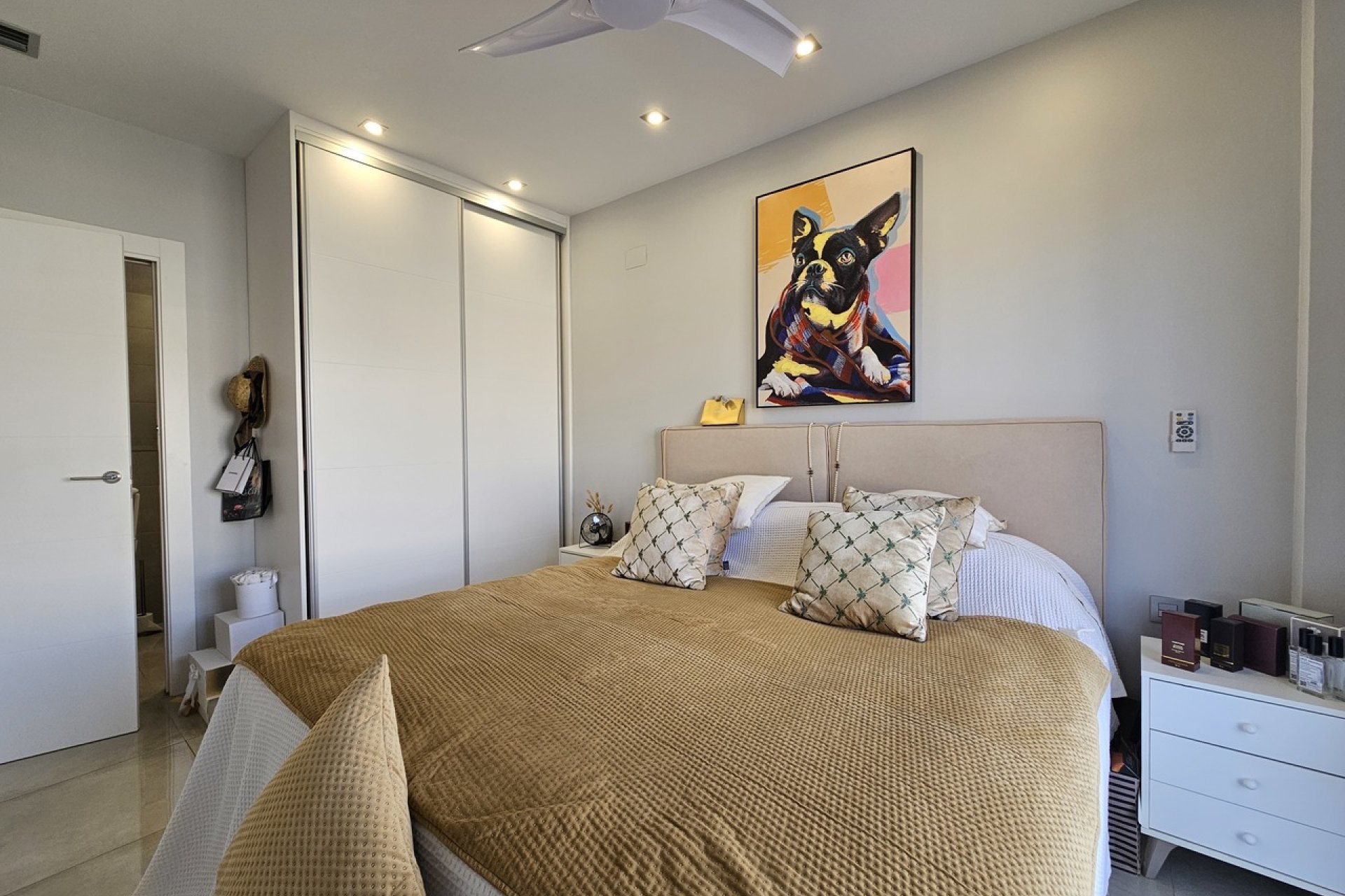 Resale - Villa - Villamartin