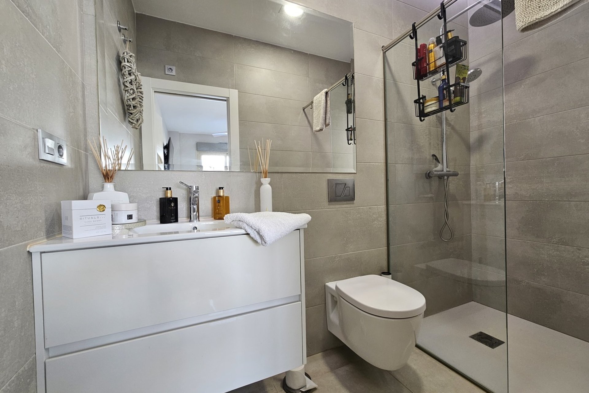 Resale - Villa - Villamartin