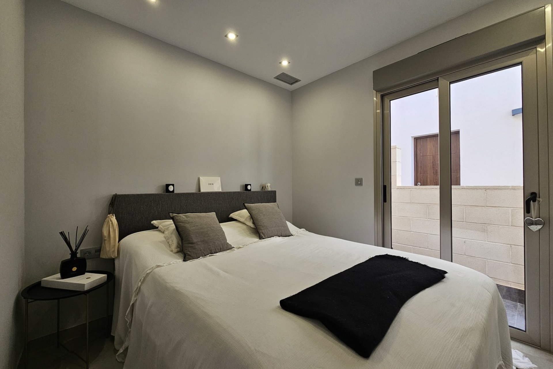 Resale - Villa - Villamartin