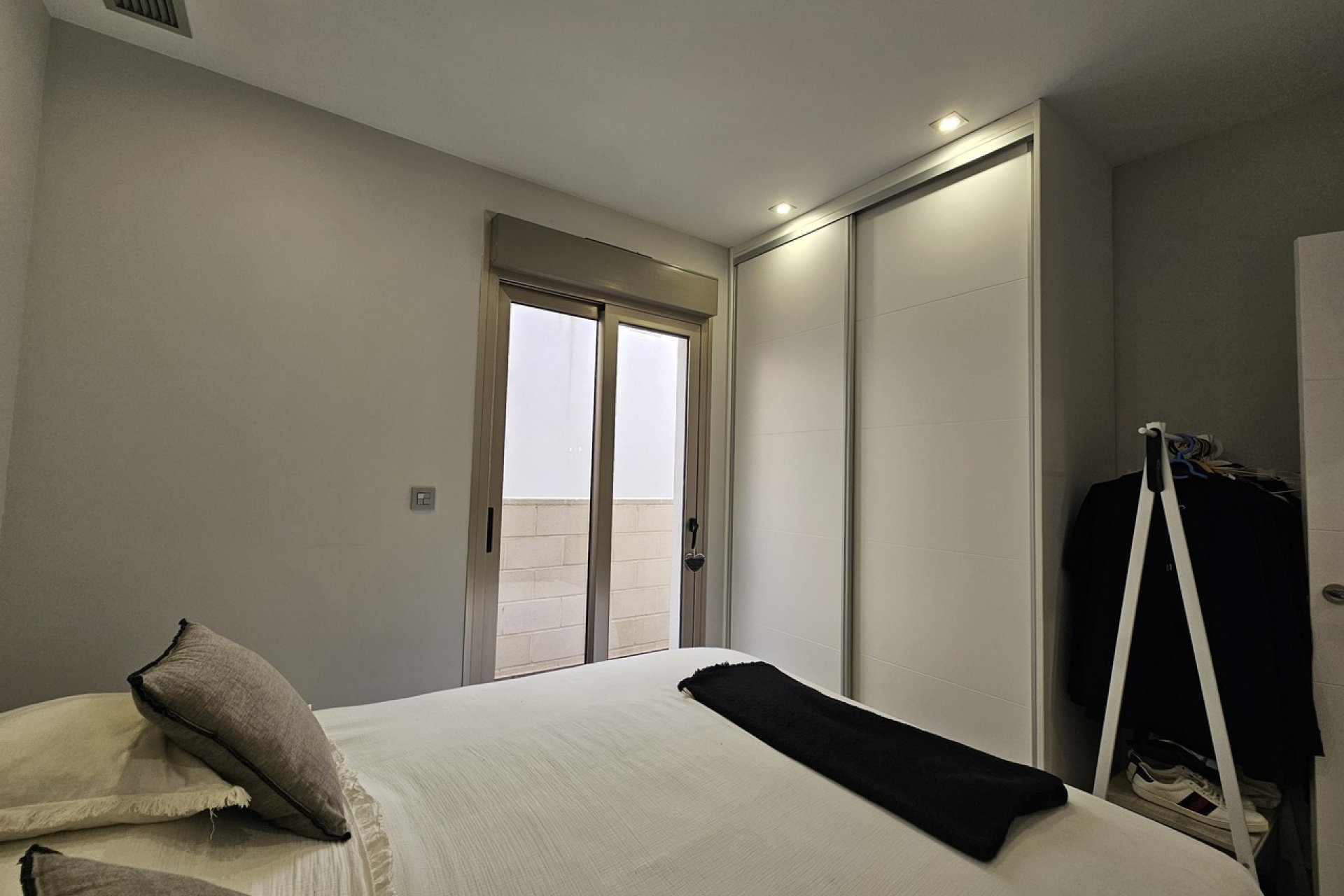 Resale - Villa - Villamartin