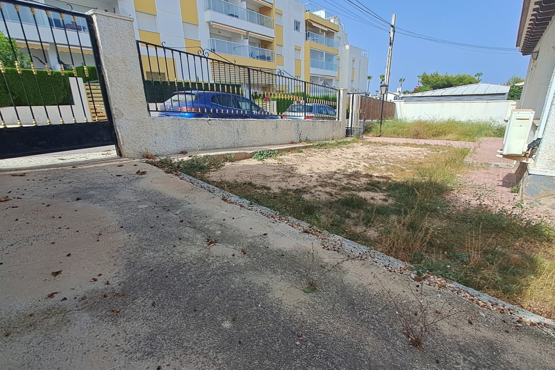 Resale - Villa - Villamartin