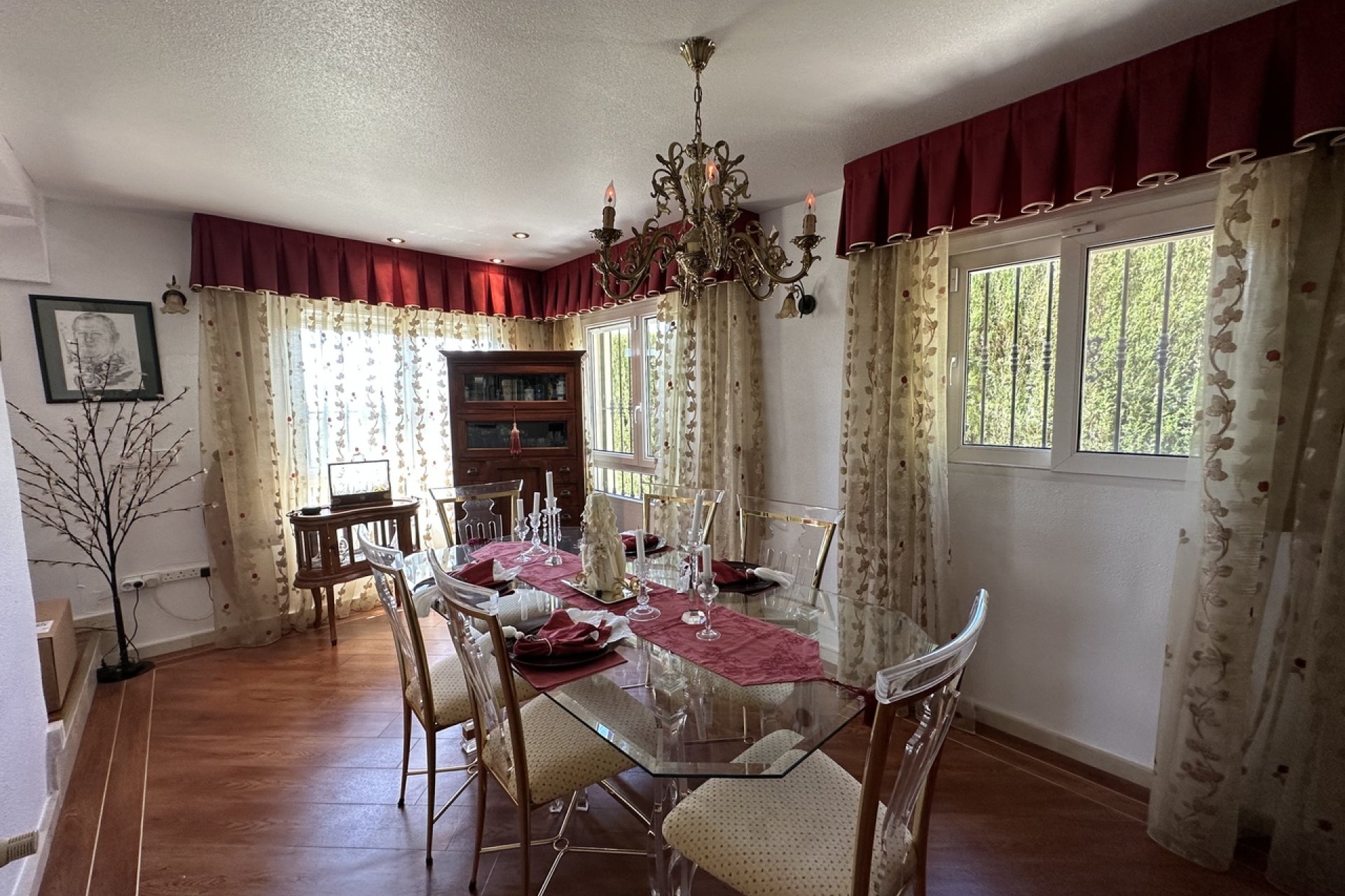 Resale - Villa - Villamartin