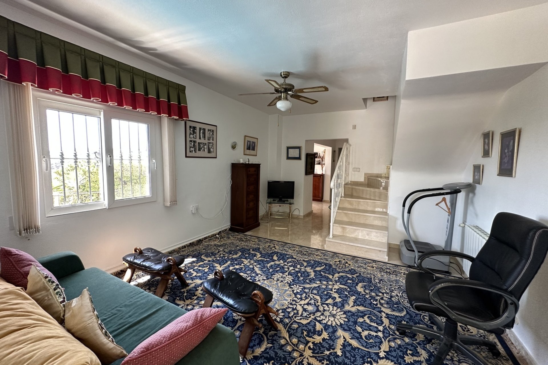 Resale - Villa - Villamartin