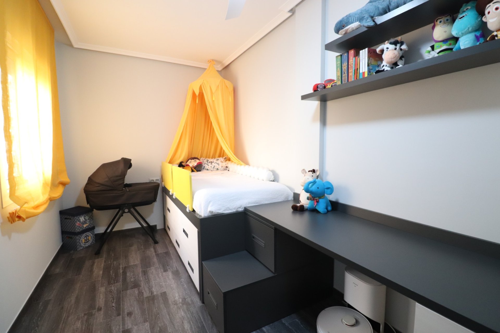 Reventa - Adosado - Redován - Redovan - Town