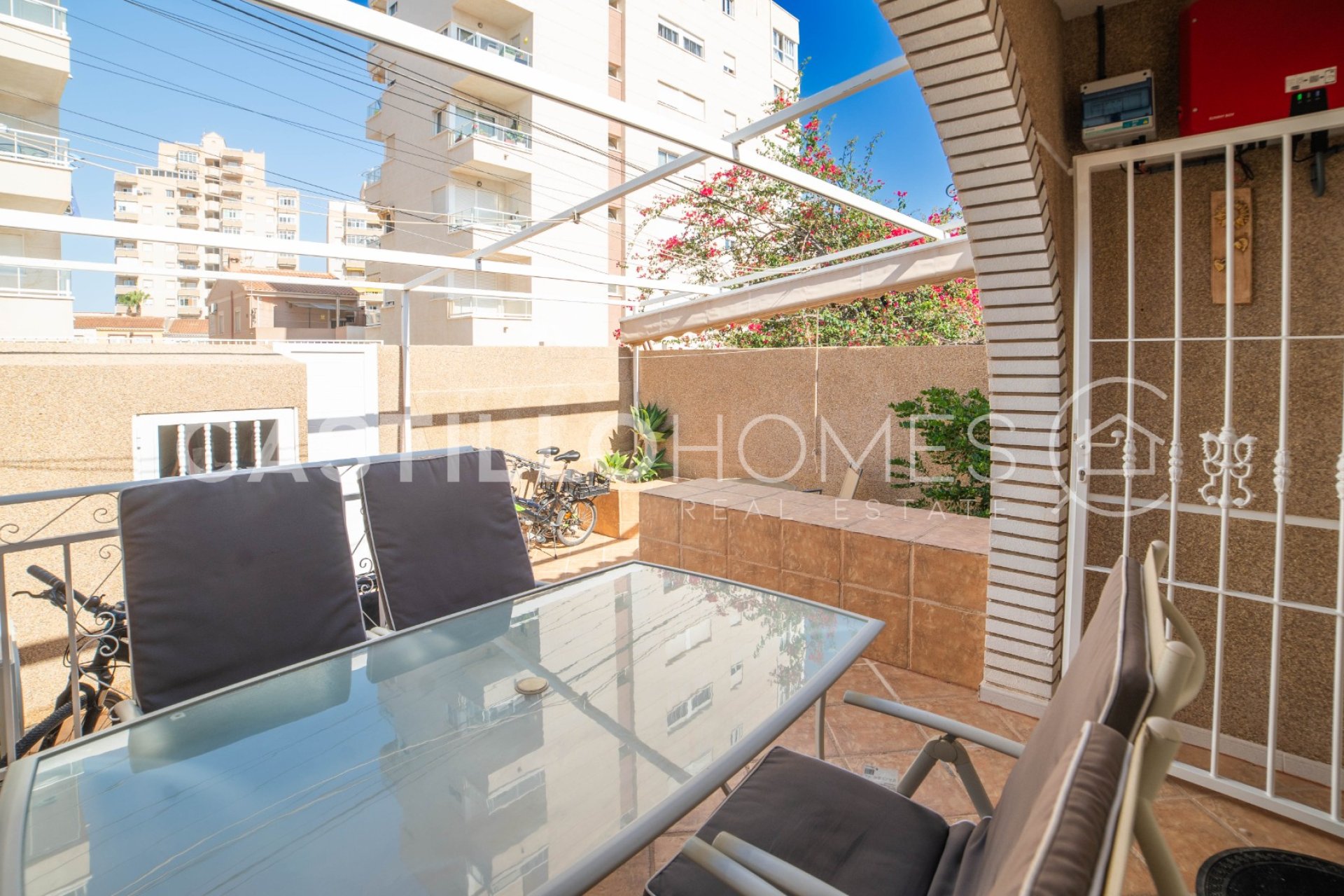 Reventa - Adosado - Torrevieja - Aguas Nuevas