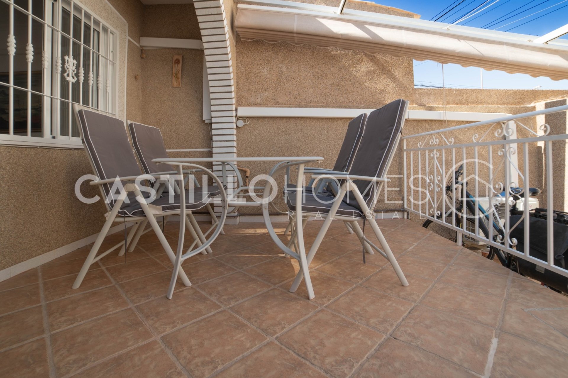 Reventa - Adosado - Torrevieja - Aguas Nuevas