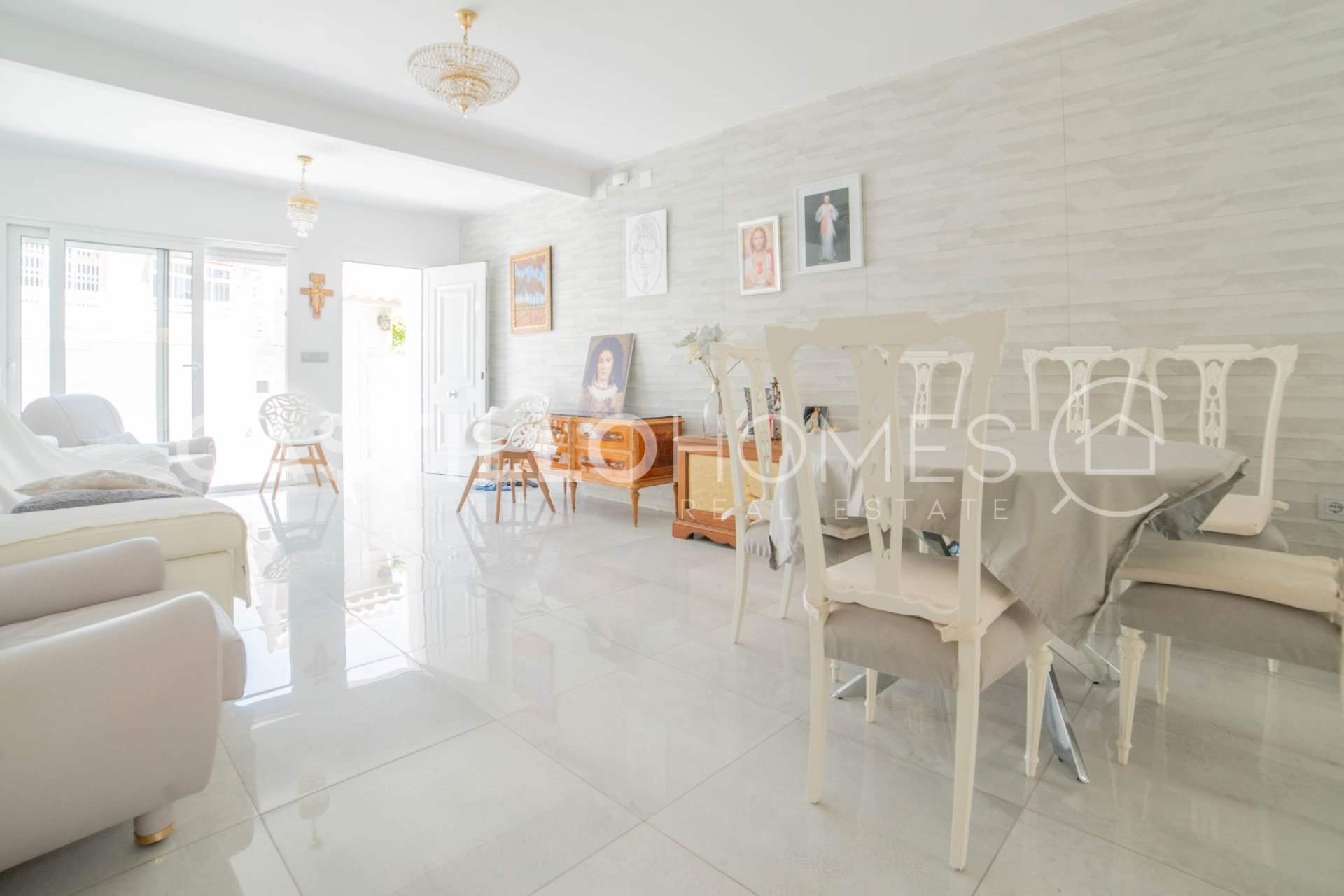 Reventa - Adosado - Torrevieja - Urb. Rosaleda